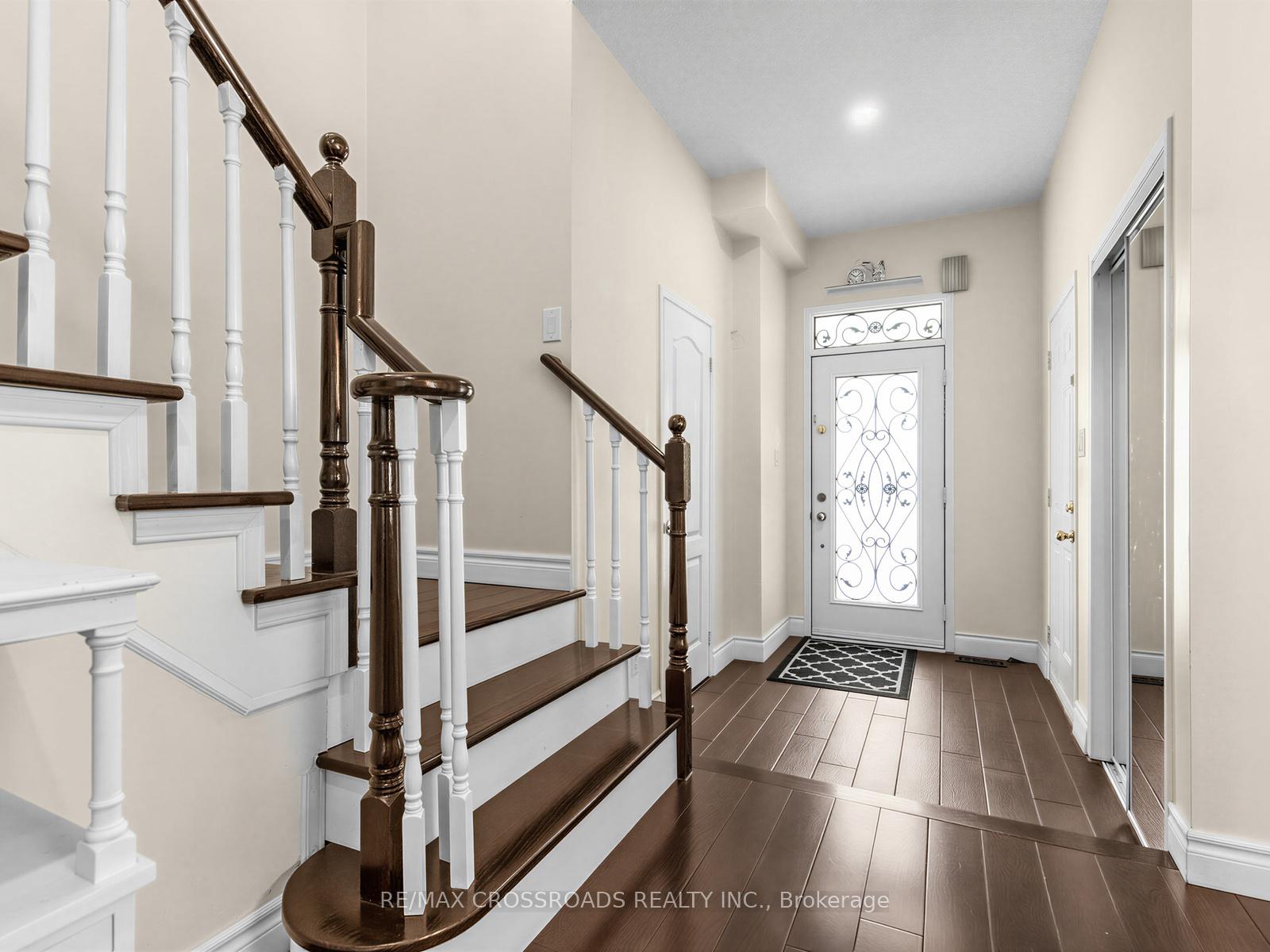 10 Salt Drive, Ajax — photo 3 of 5
