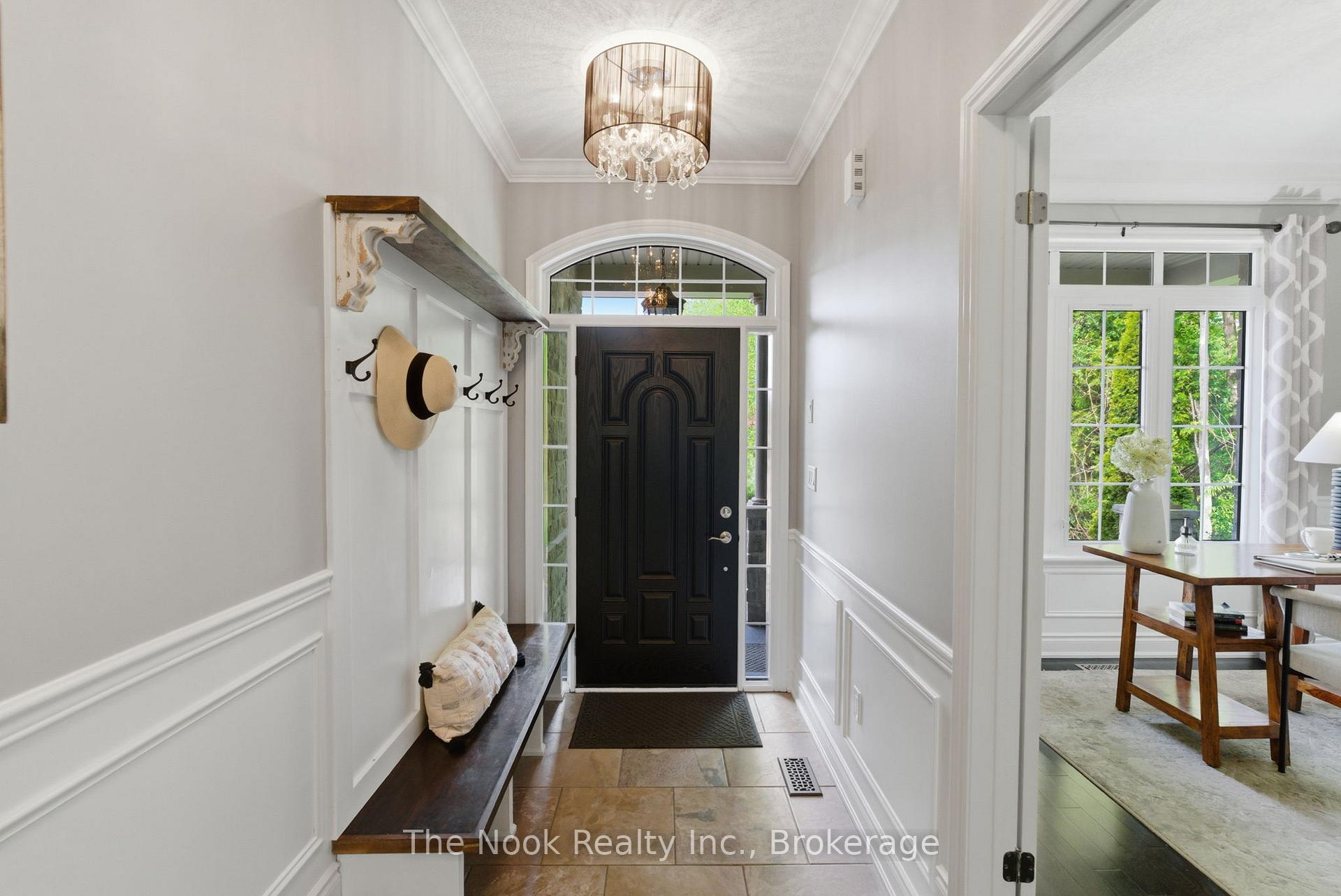 92 Holyrod Drive, Clarington — photo 2 of 5
