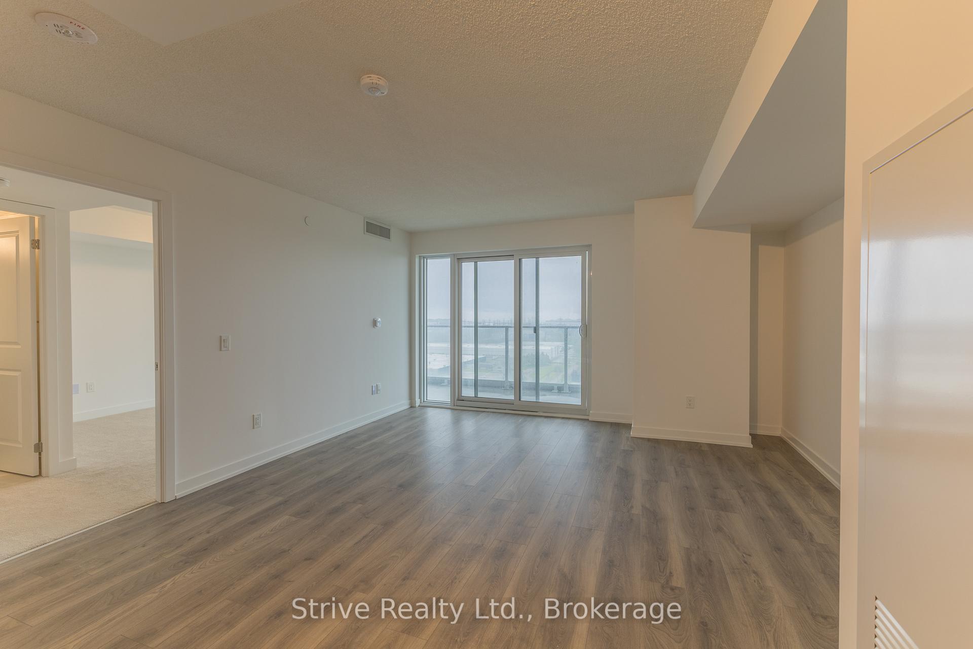 1010 Sandy Beach Road 1908, Pickering — photo 3 of 5