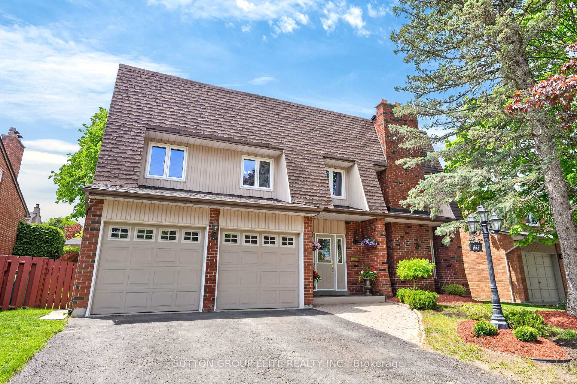 1986 Spruce Hill Road, Pickering — photo 2 of 5