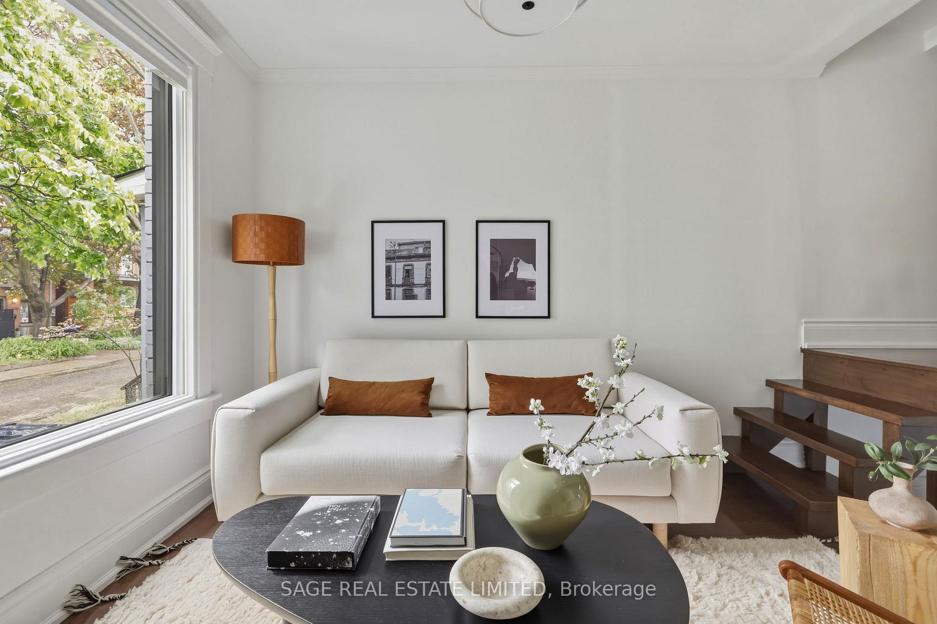 195 Munro Street, Toronto E01, ON M4M 2C1 — Toronto E01, Ontario