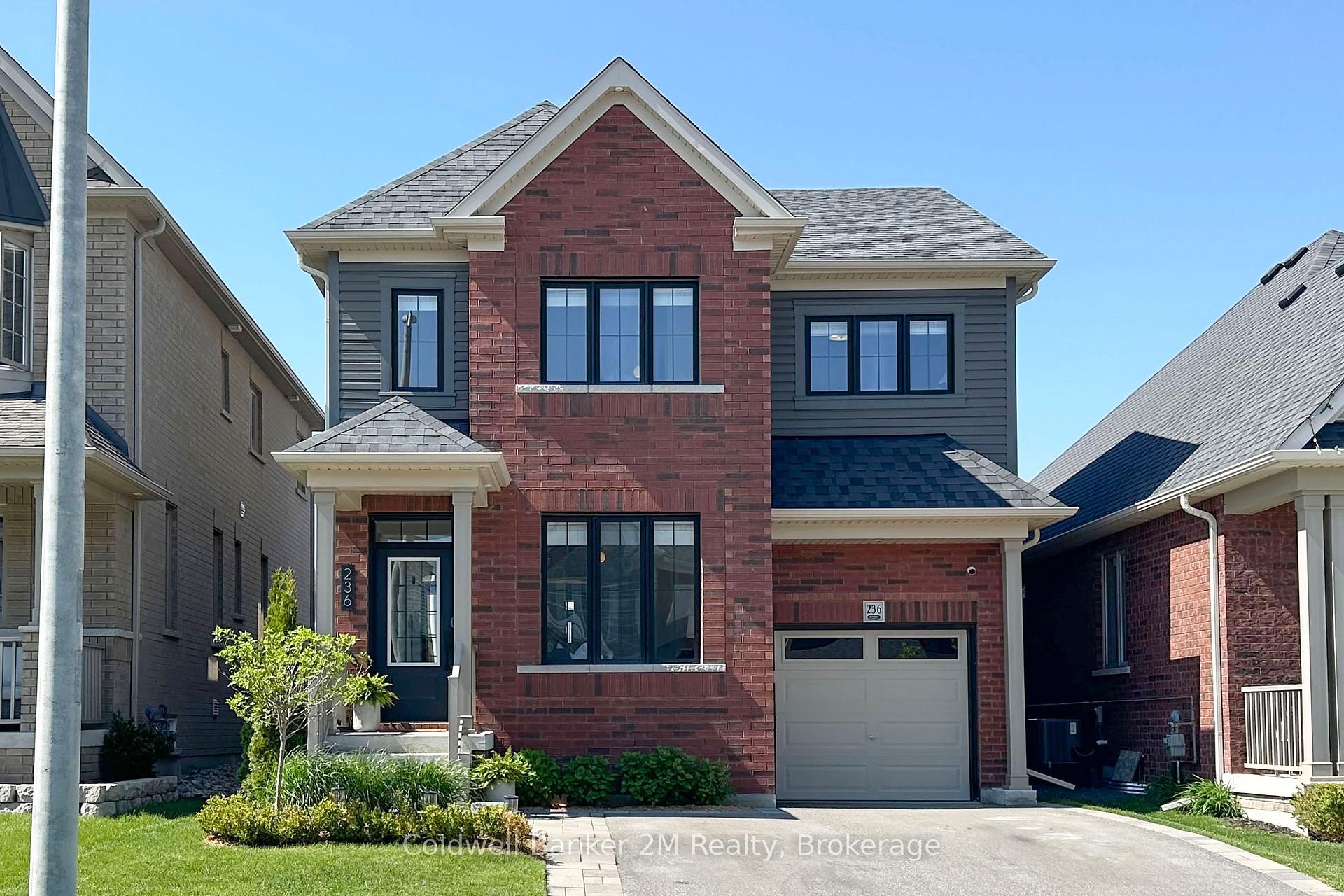 236 Ronald Hooper Avenue, Clarington — photo 2 of 5