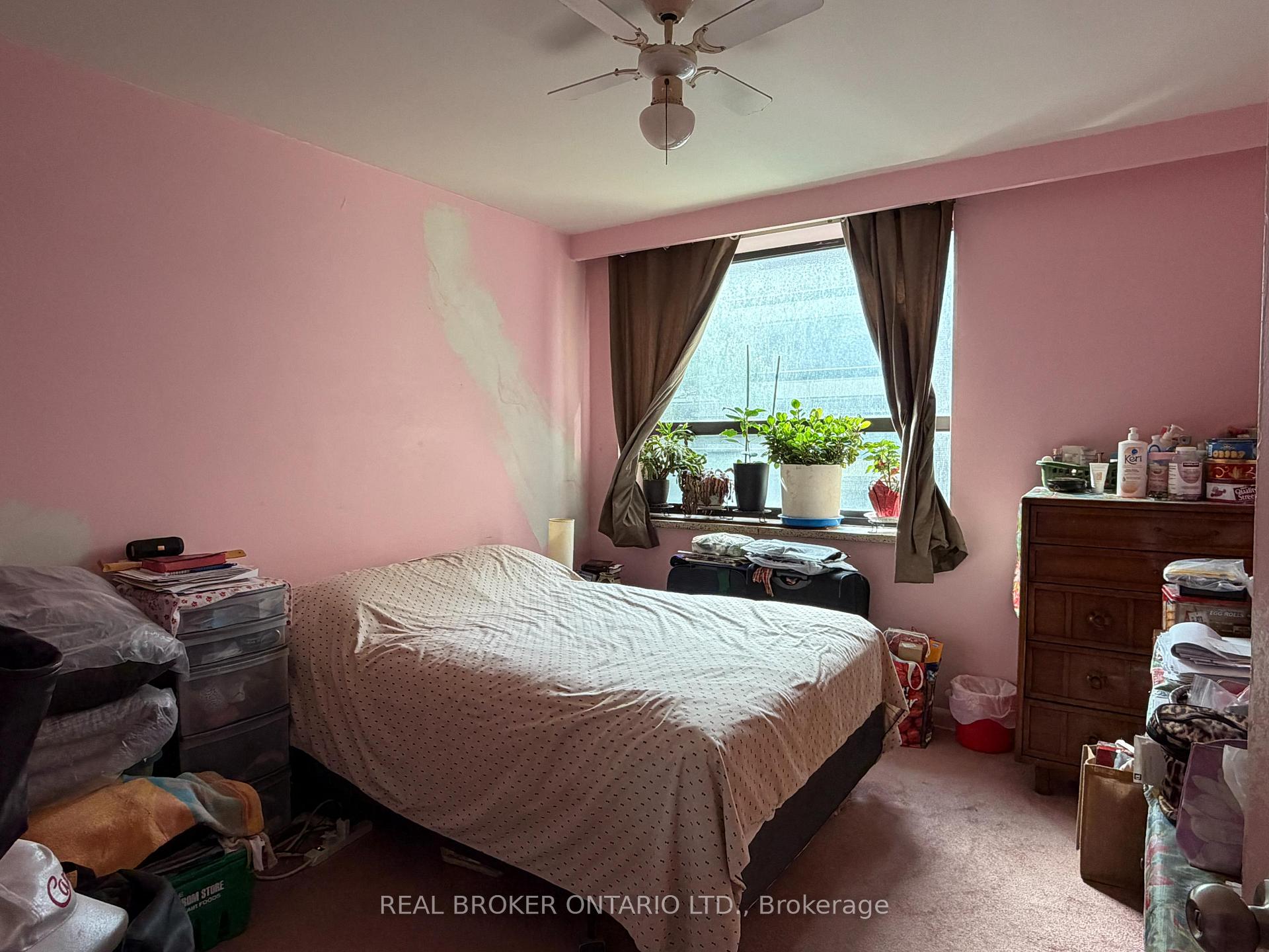 921 Midland Avenue 306, Toronto E08 — photo 5 of 5
