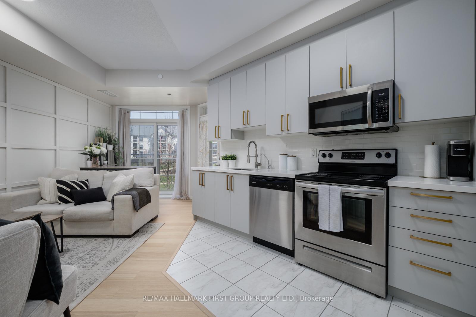 84 Aspen Springs Drive 201, Clarington, ON L1C 0V3 — Clarington, Ontario