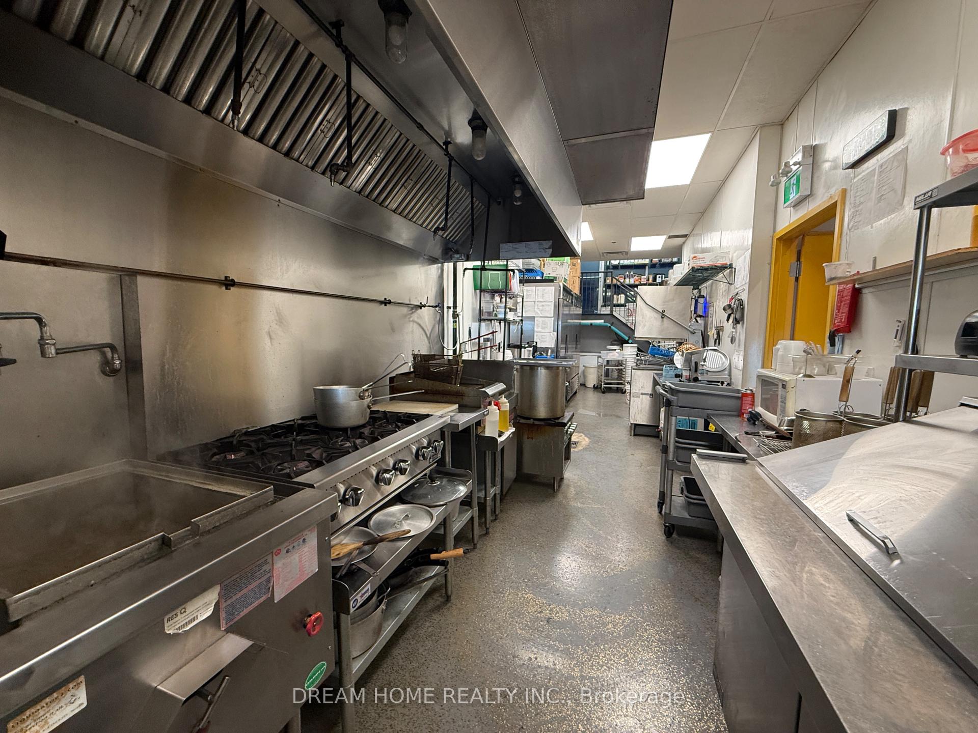 2460 Brock Road B6, Pickering — photo 4 of 5