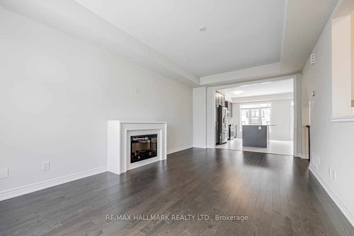 91 Elkington Crescent, Whitby — photo 5 of 5