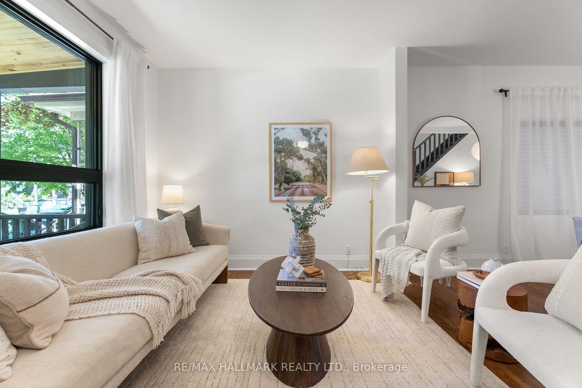 203 Parkmount Road, Toronto E01 — photo 4 of 5