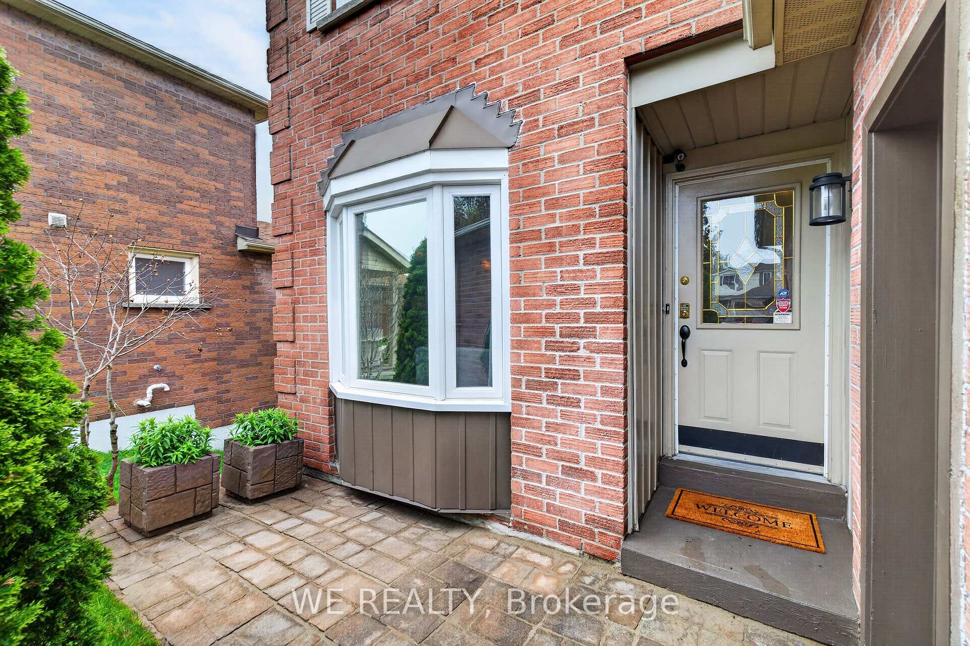 12 Patterson Crescent, Ajax — photo 2 of 5
