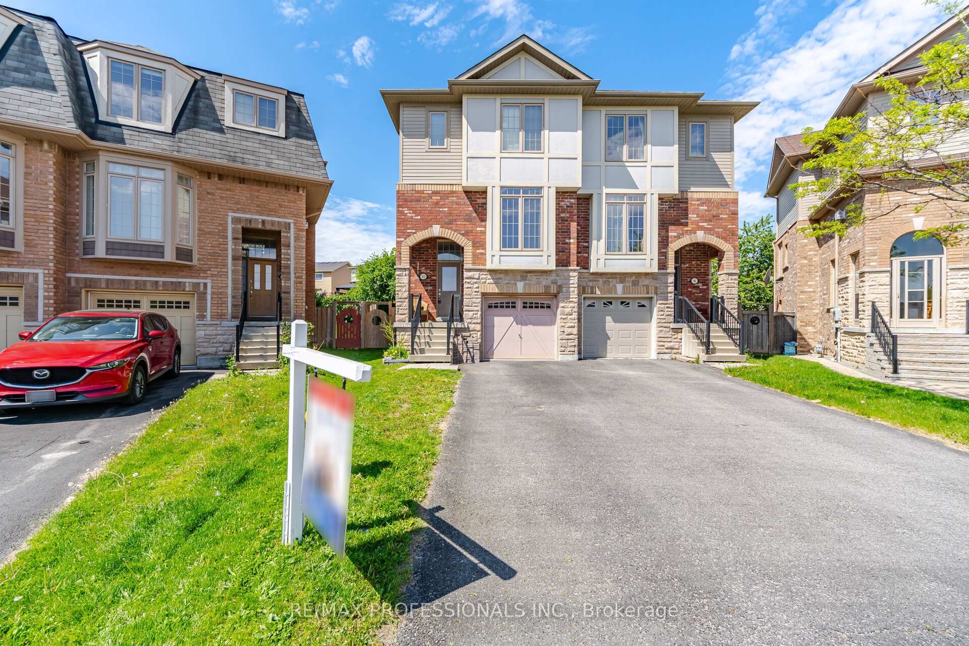 45 Horton Street, Ajax, ON L1Z 1E3 — Ajax, Ontario