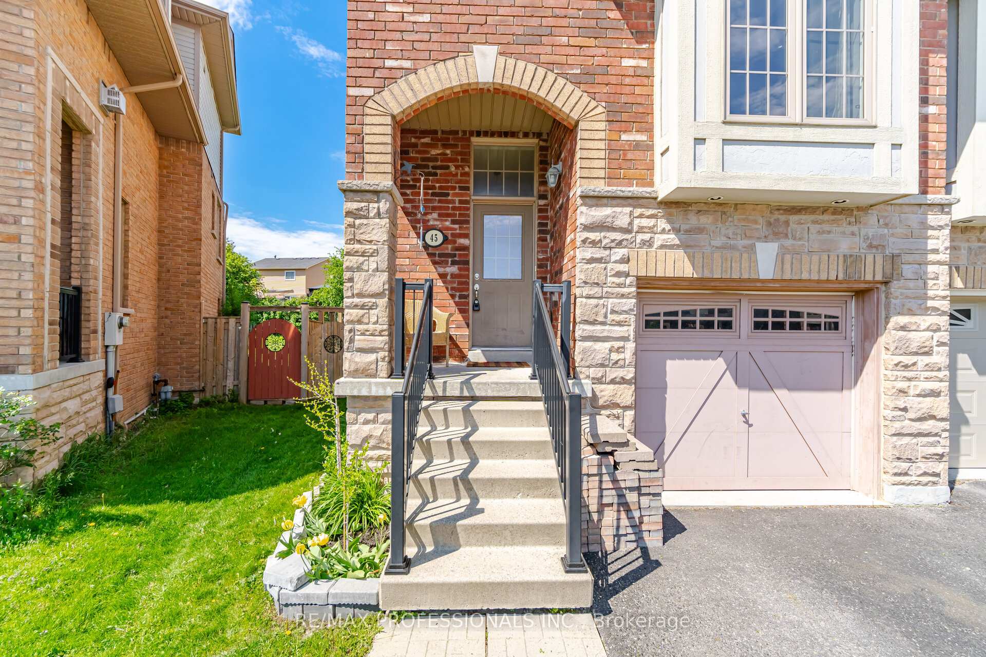45 Horton Street, Ajax — photo 5 of 5