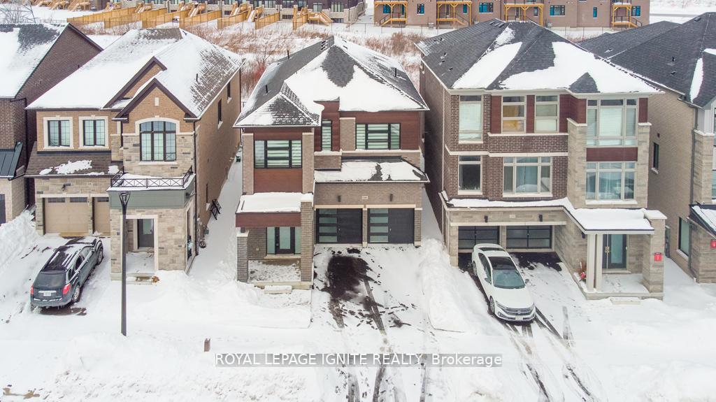 1160 Skyridge Boulevard, Pickering — photo 2 of 5