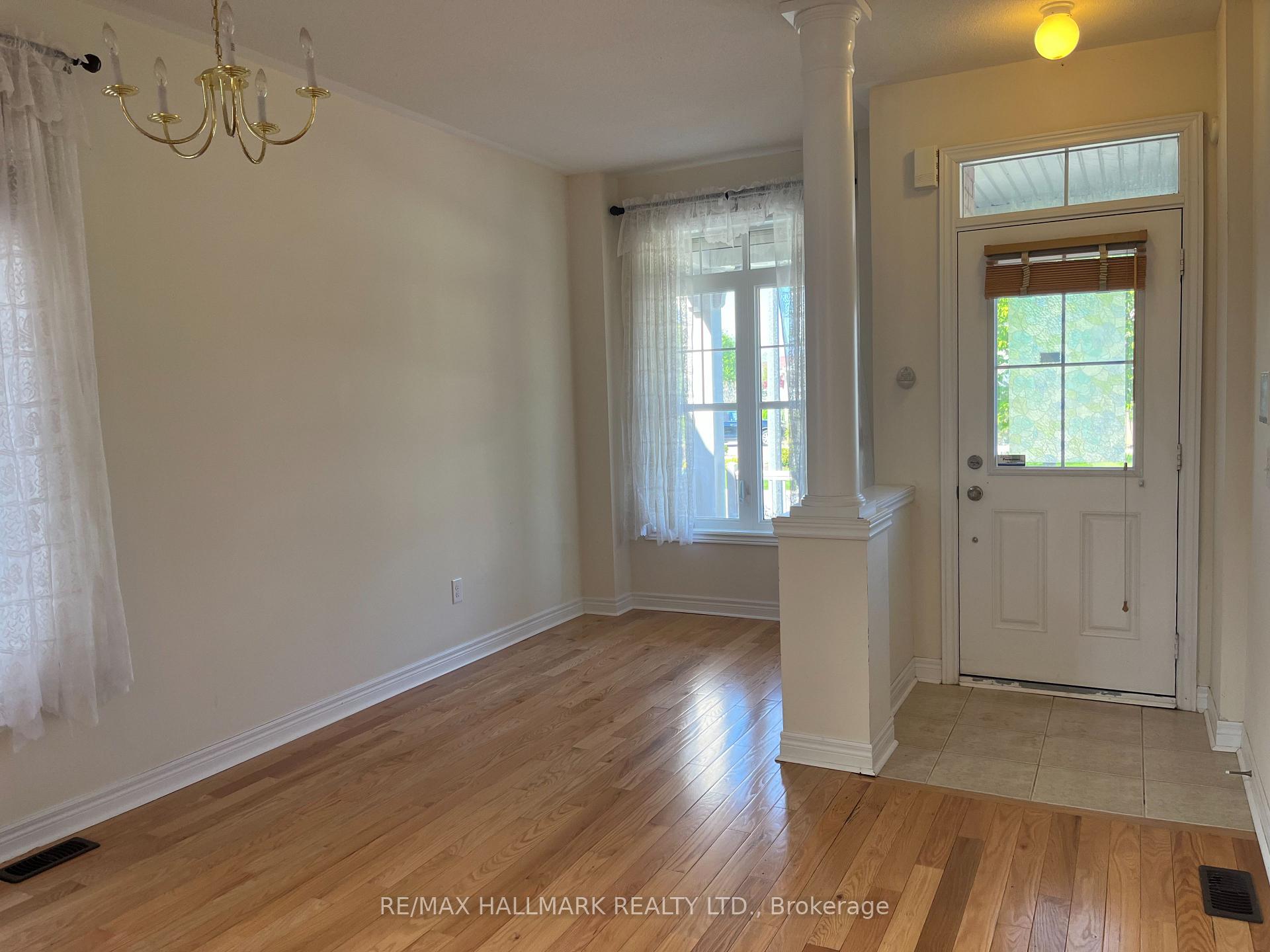 117 James Govan Drive, Whitby — photo 2 of 5
