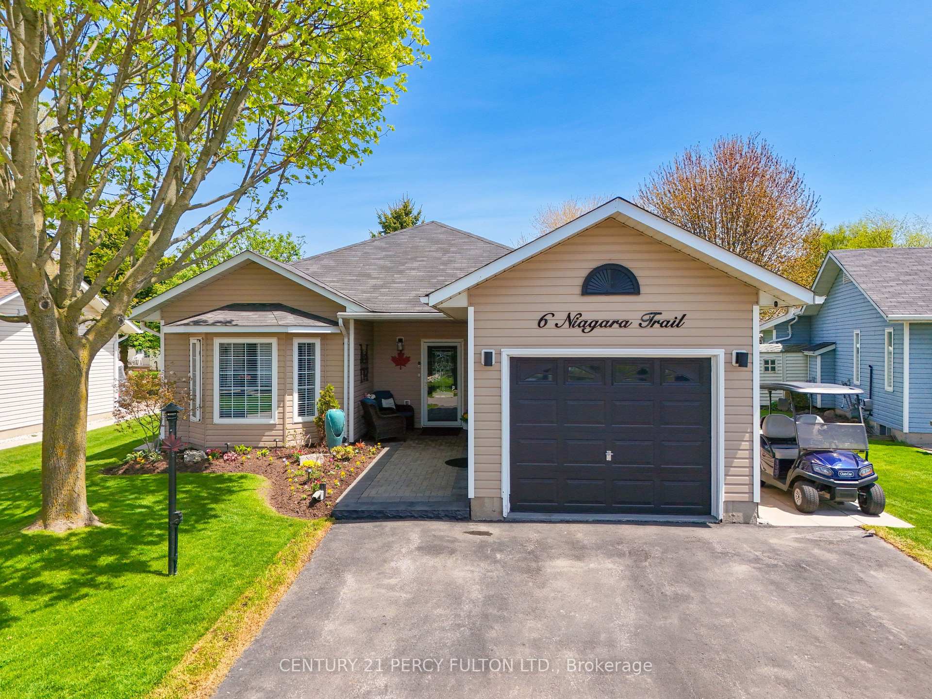 6 Niagara Trail, Clarington — photo 2 of 5