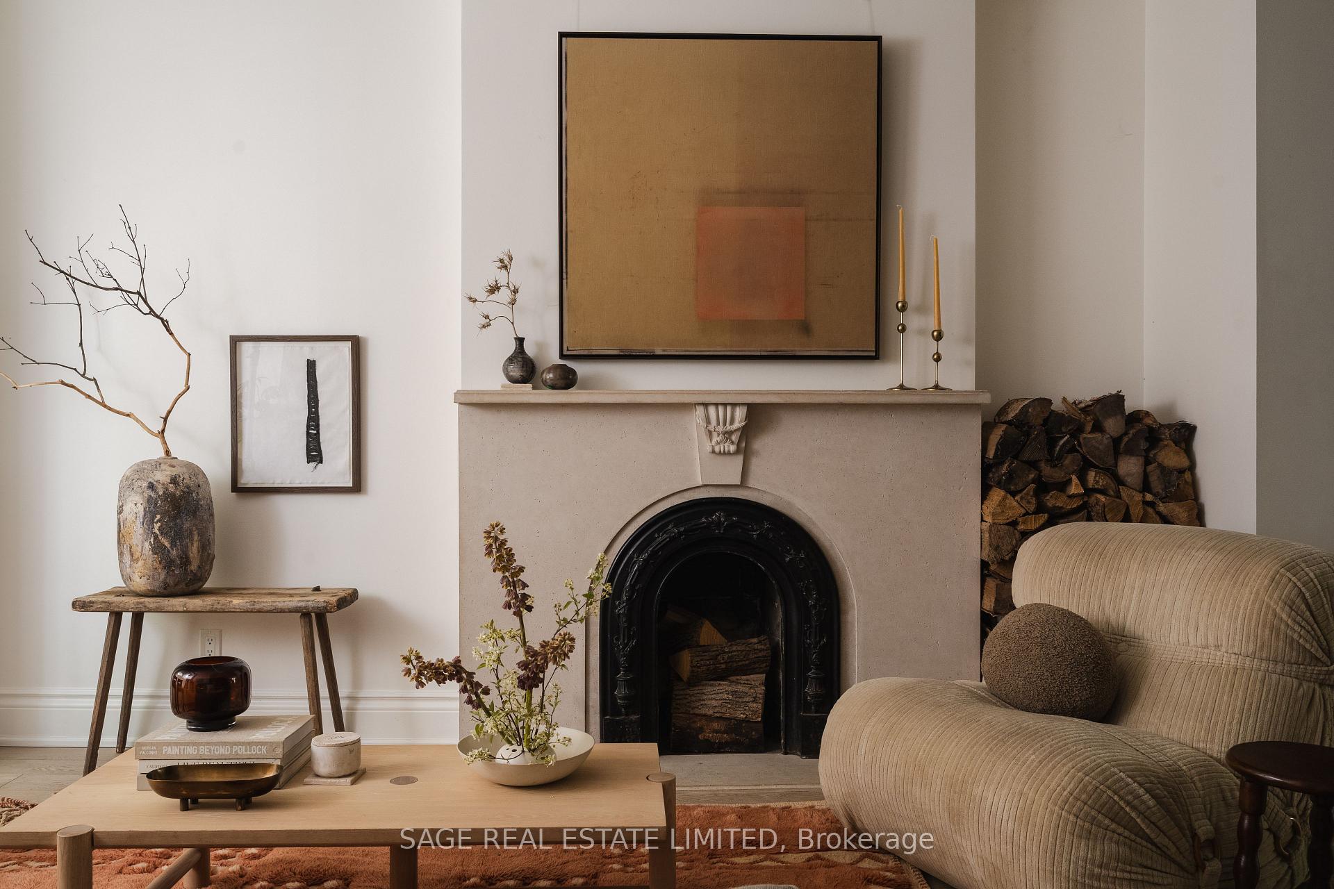 35 Grant Street, Toronto E01, ON M4M 2H6 — Toronto E01, Ontario