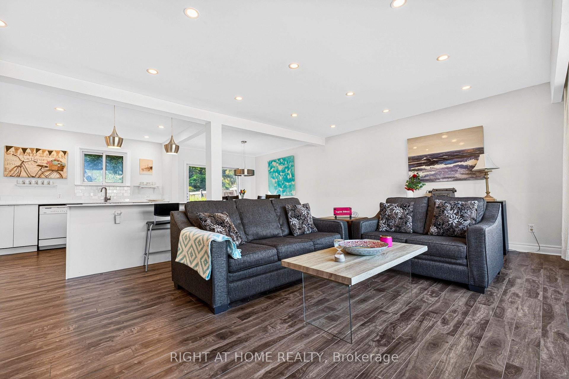 78 Sylvan Avenue, Toronto E08 — photo 3 of 5