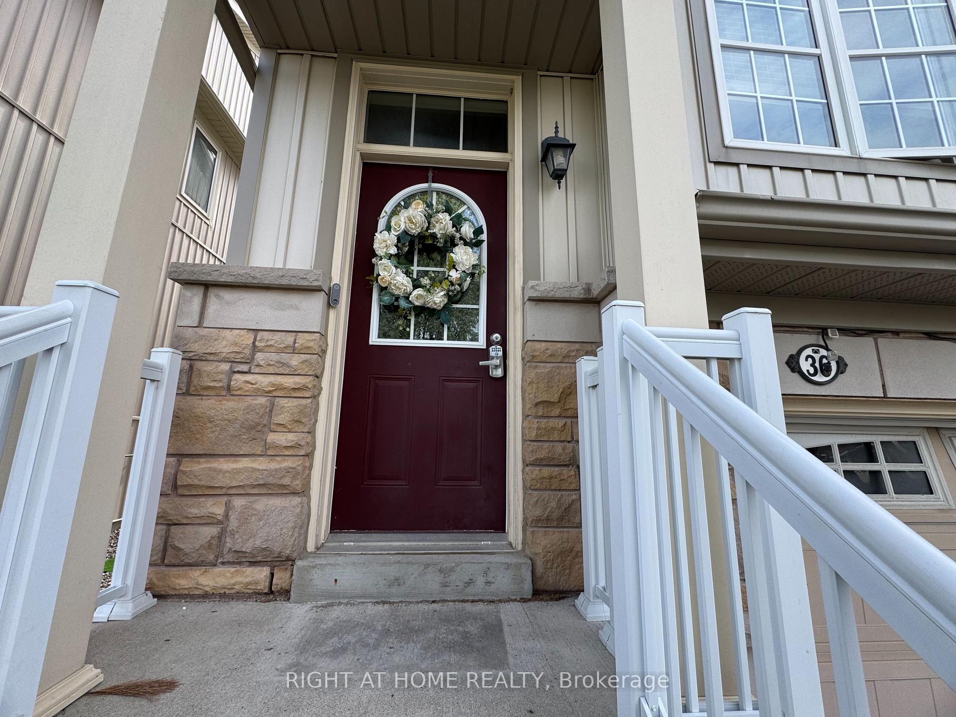 36 Farmstead Dr Drive, Clarington — photo 2 of 5