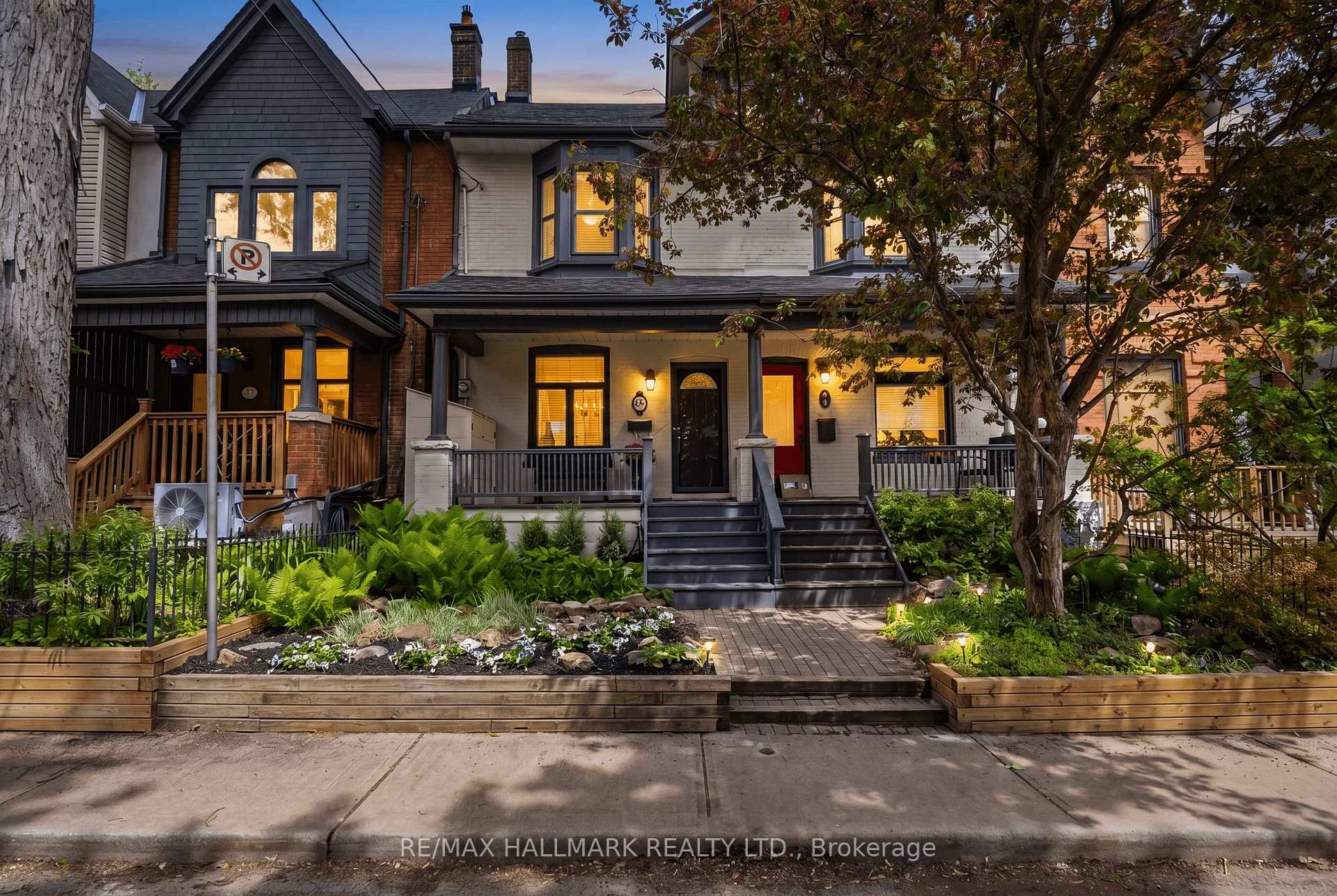 75 Tiverton Avenue, Toronto E01, ON M4M 2M1 — Toronto E01, Ontario