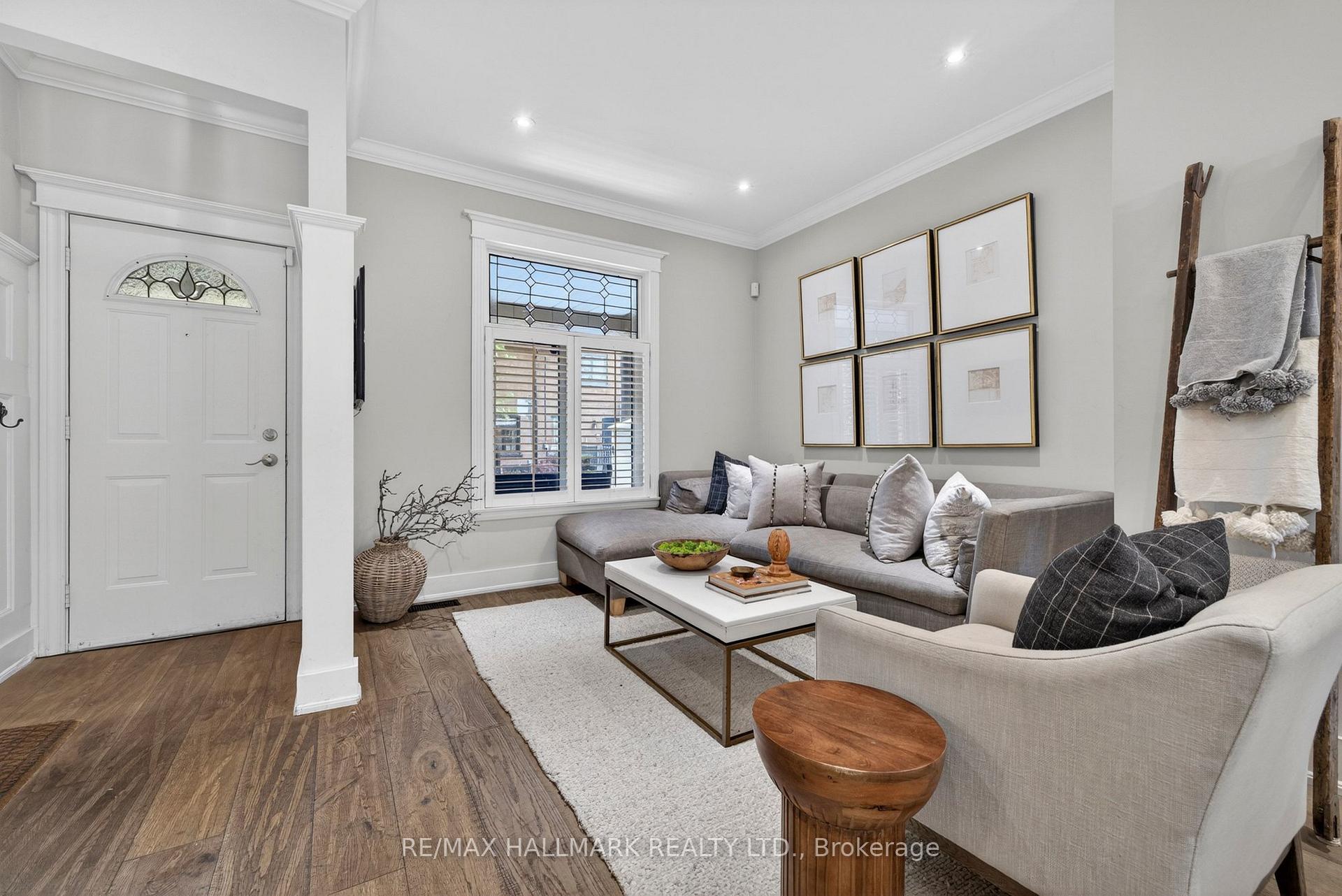 75 Tiverton Avenue, Toronto E01 — photo 4 of 5