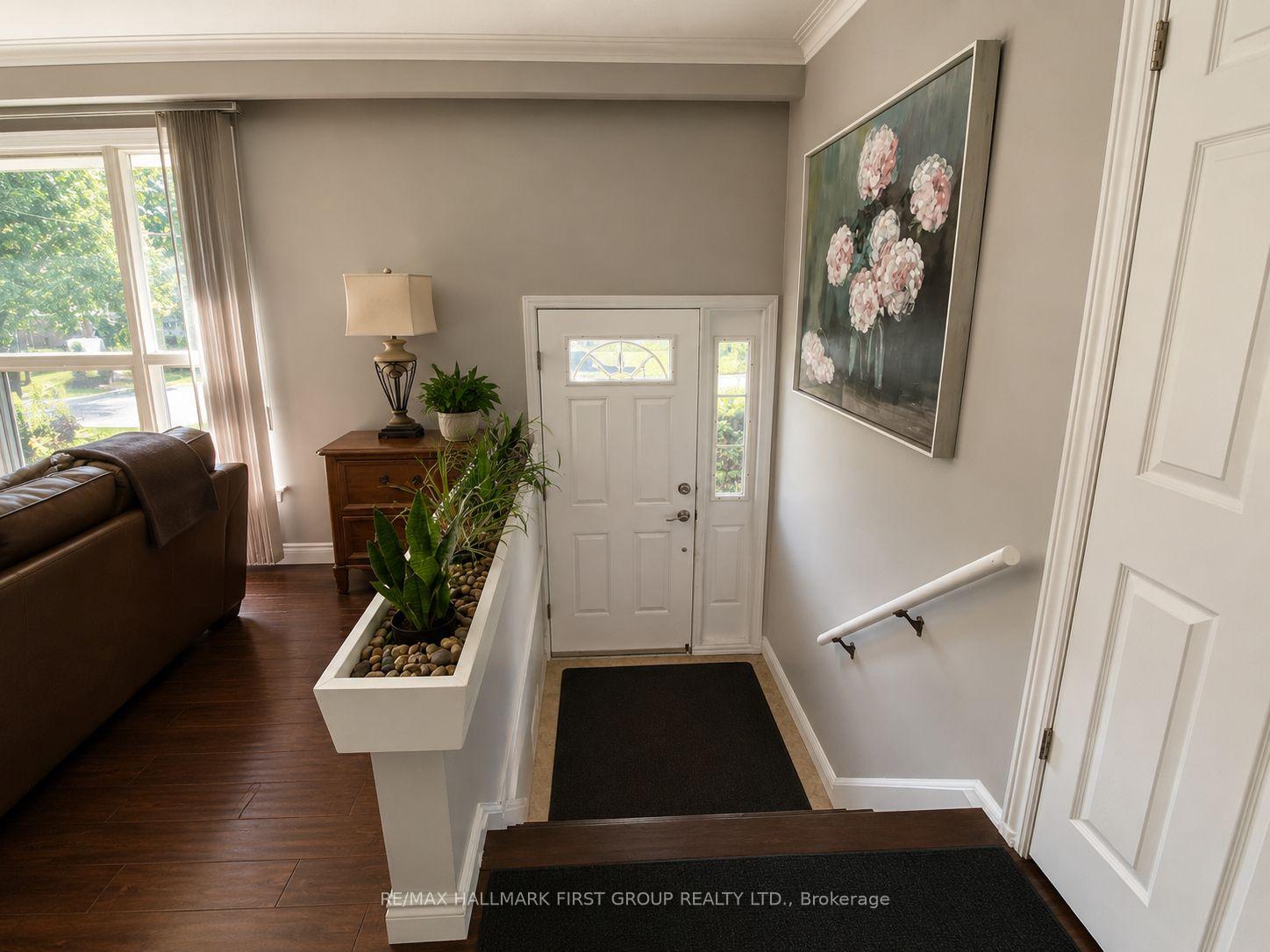 117 Bell Drive, Whitby — photo 4 of 5