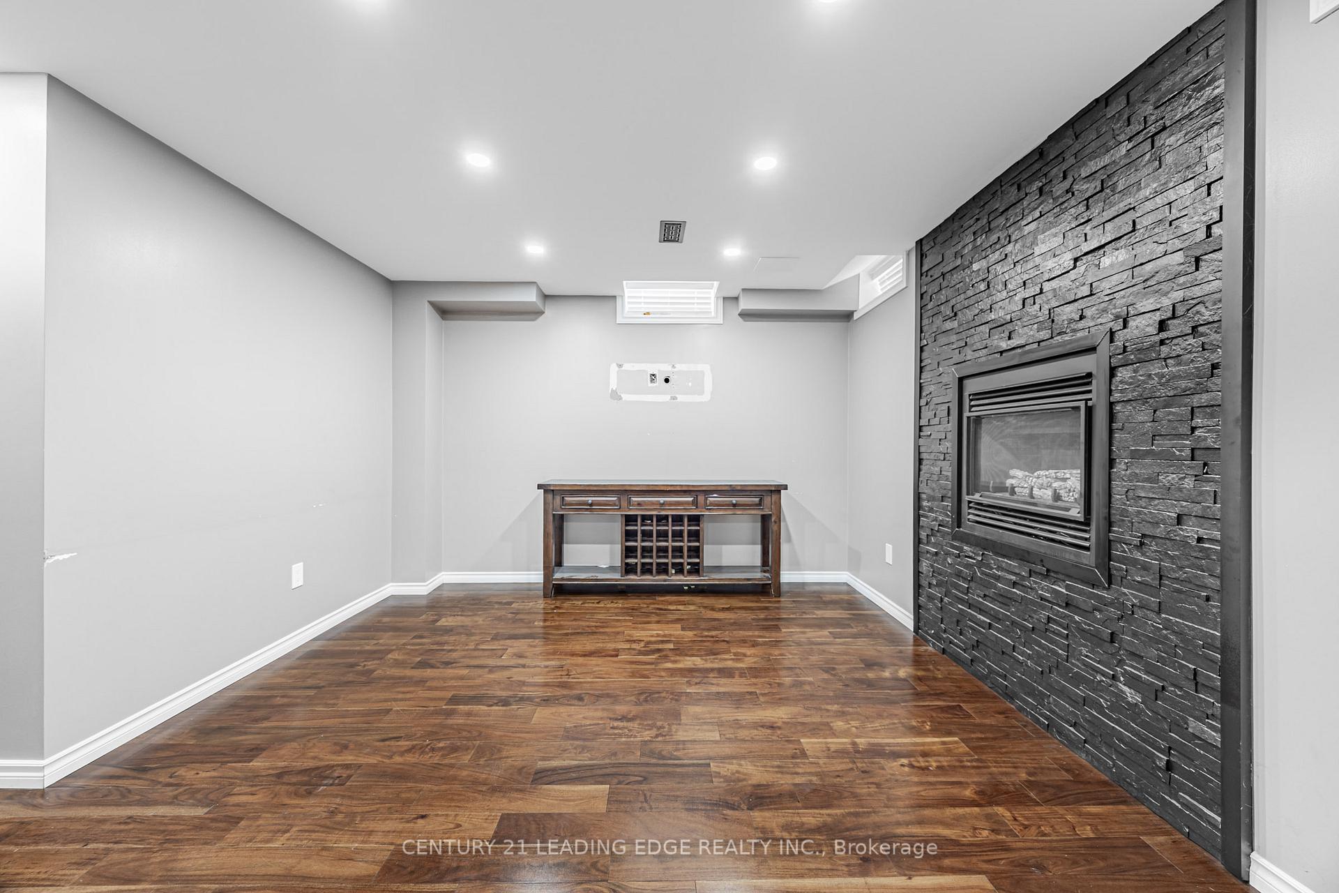 98 ERSKINE Drive LOWER, Clarington — photo 5 of 5