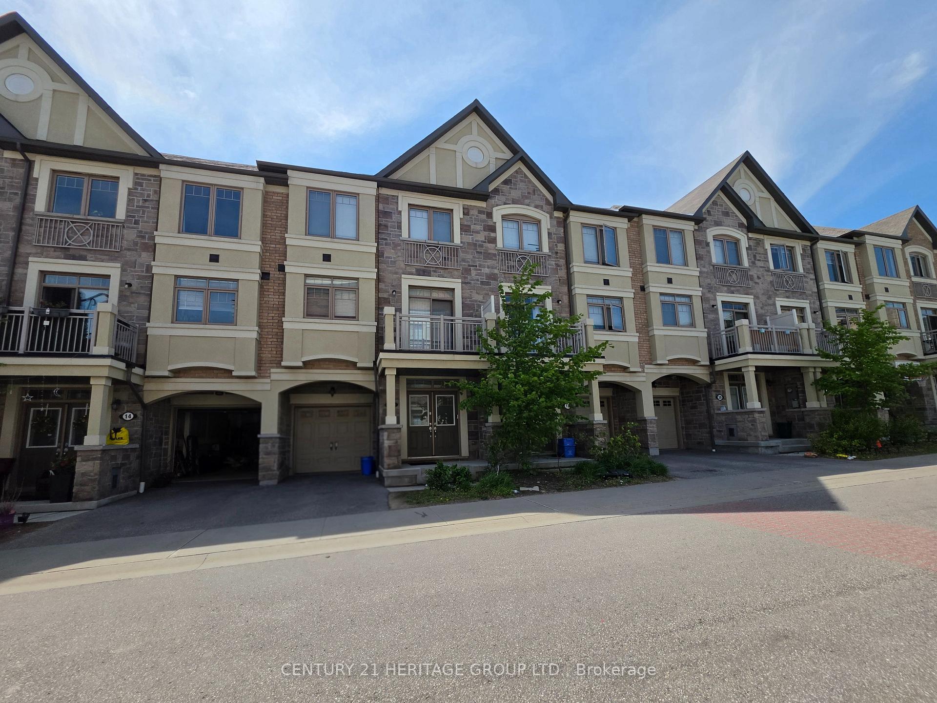 16 Coxhead Lane, Ajax — photo 3 of 5