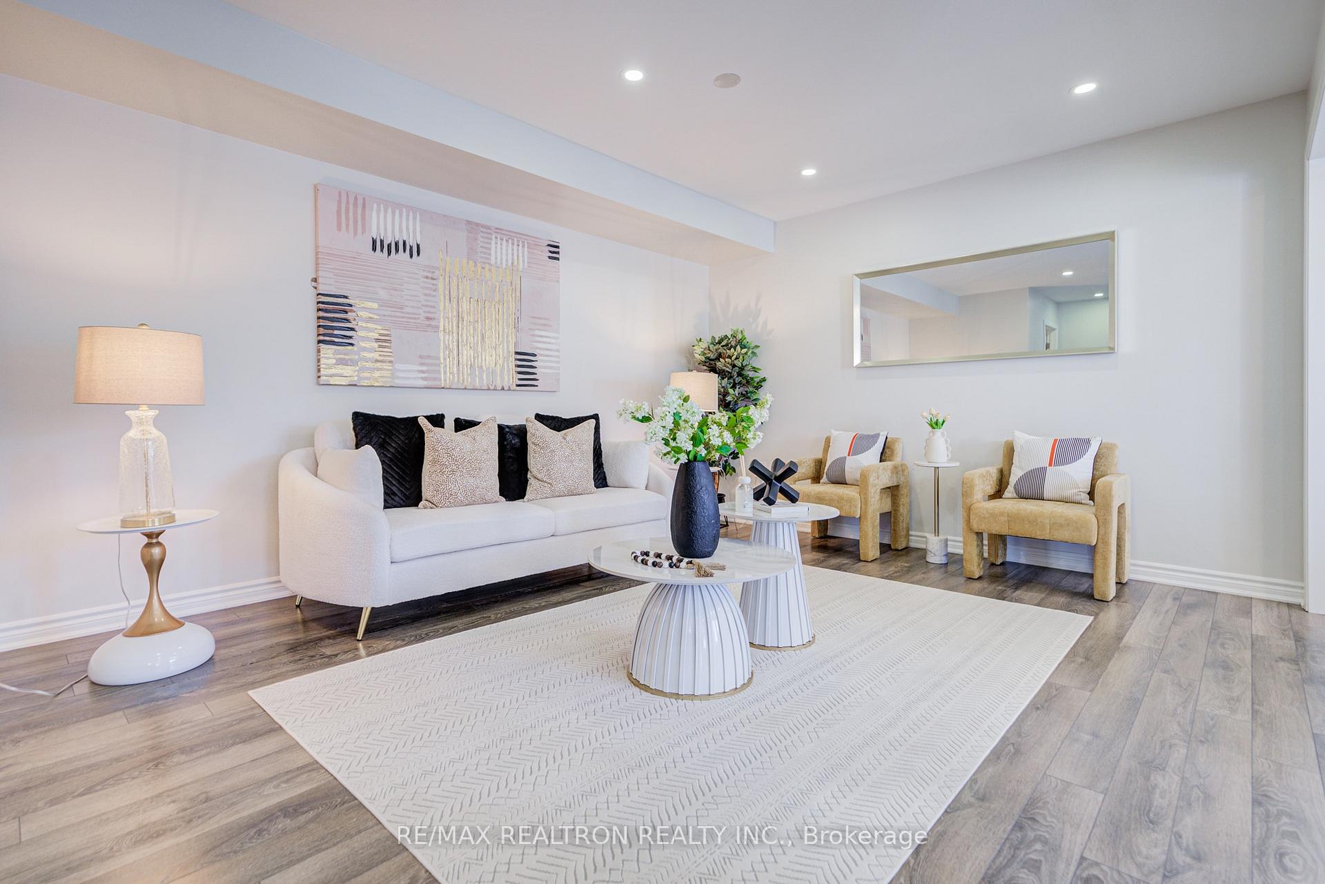 1020 Dragonfly Avenue, Pickering, ON L1X 0E9 — Pickering, Ontario