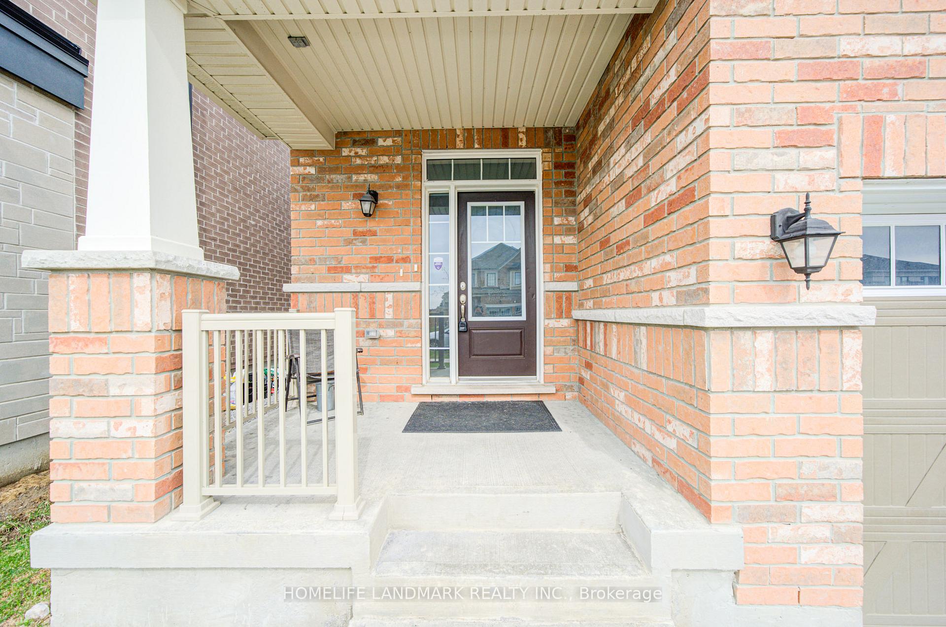 106 Barkerville Drive, Whitby — photo 2 of 5