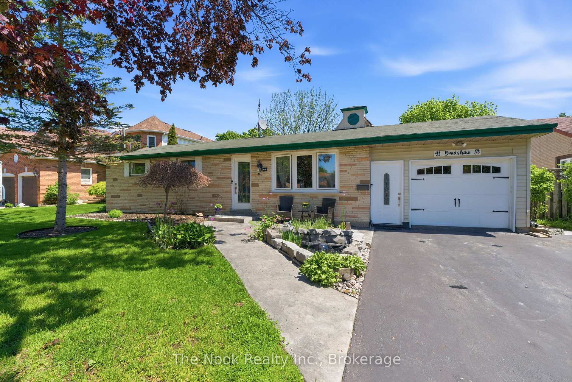 93 Bradshaw Street, Clarington, ON L1C 2H4 — Clarington, Ontario
