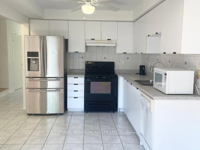 436 Sparrow Circle, Pickering — photo 5 of 5