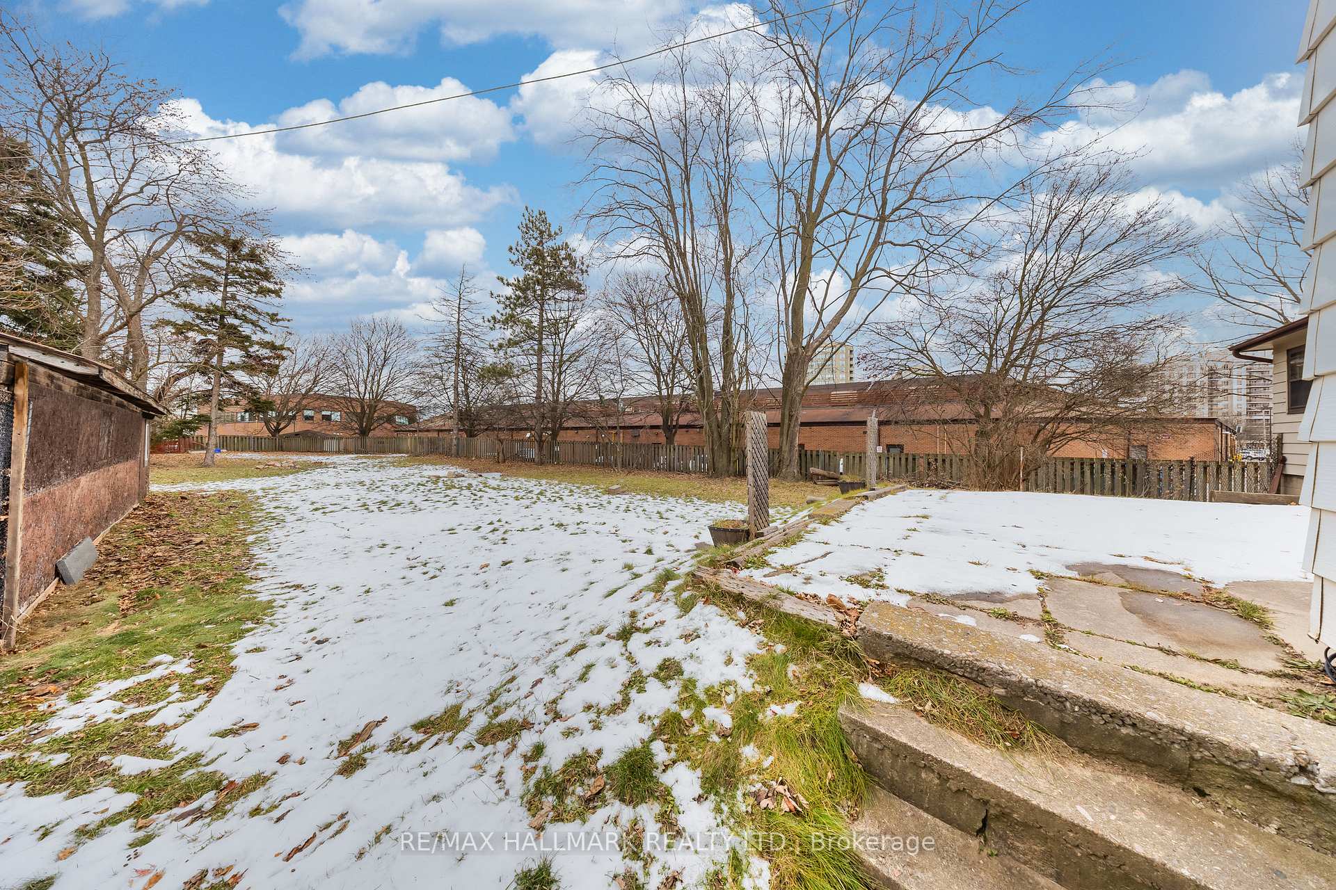 1911 Glenview Road, Pickering — photo 5 of 5