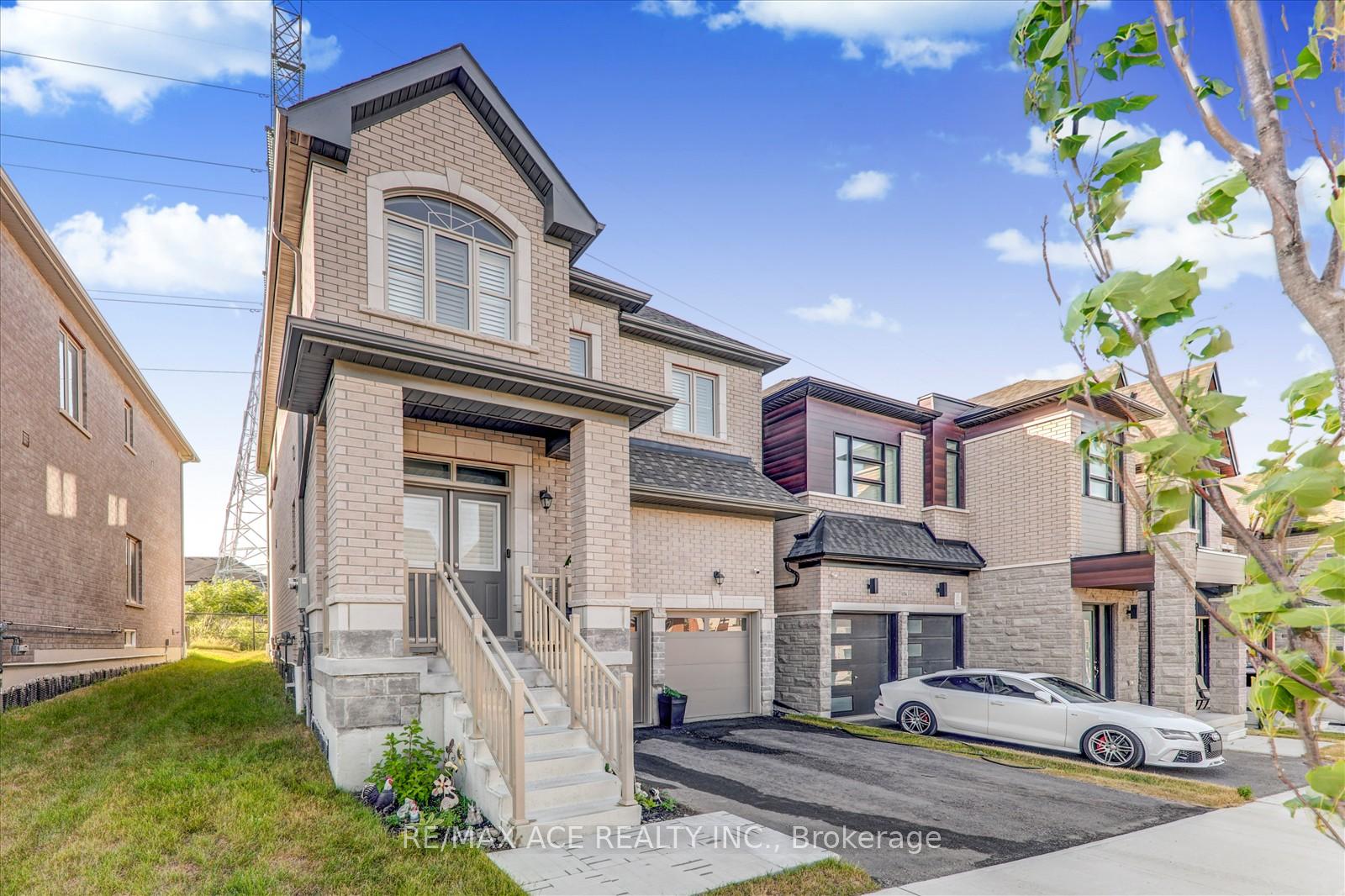 1152 Skyridge Boulevard, Pickering — photo 3 of 5