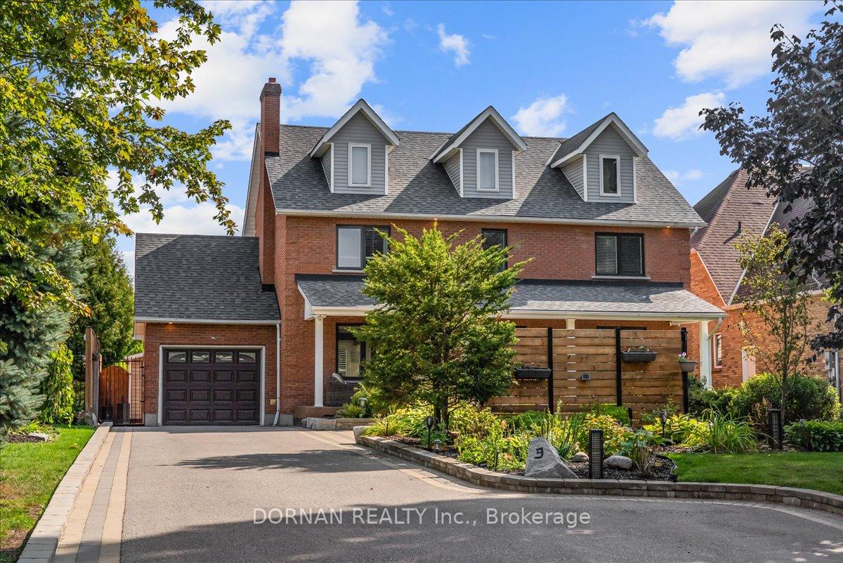 9 Hanover Court, Whitby, ON L1N 7J1 — Whitby, Ontario