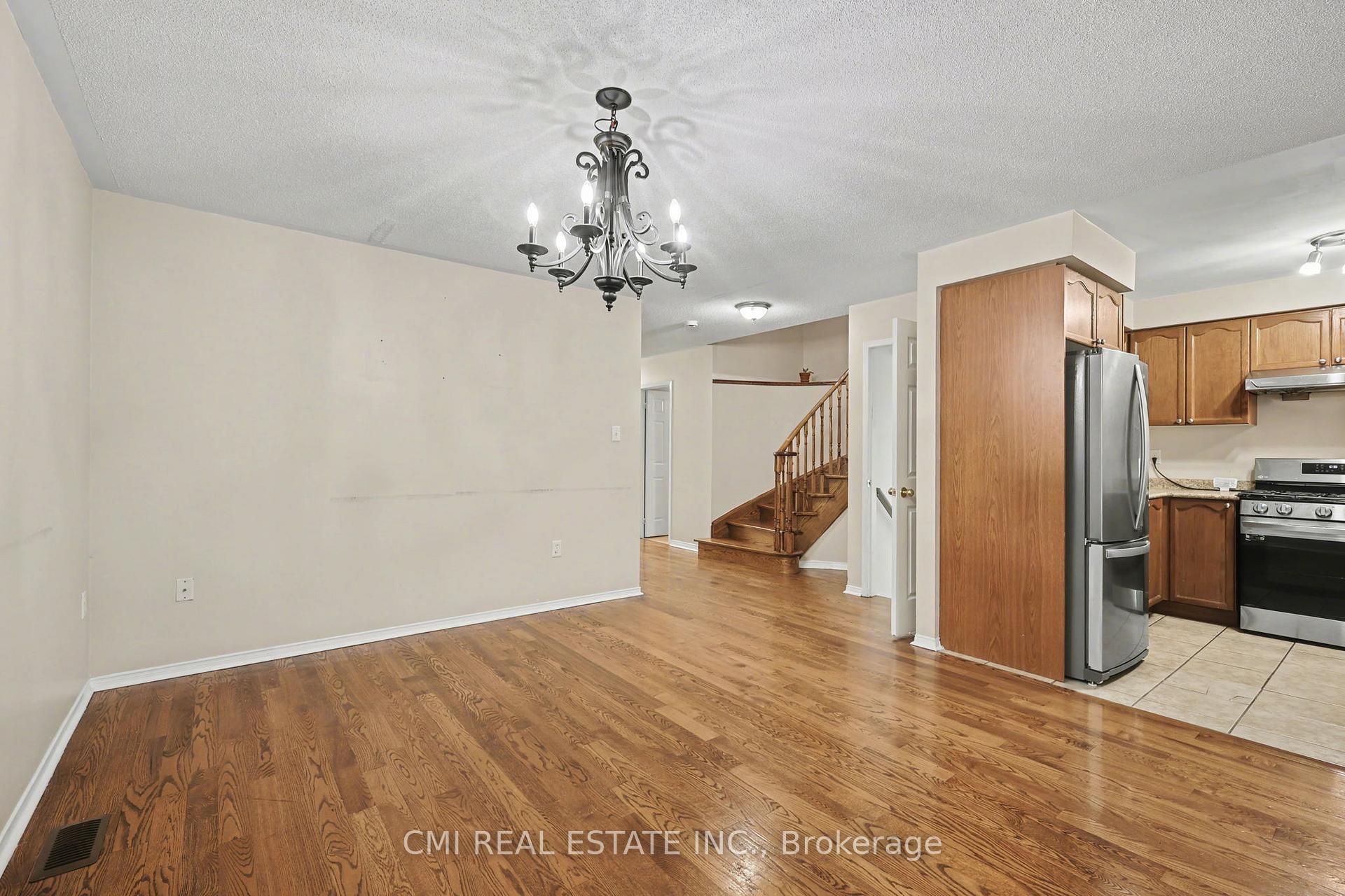 57 Oceanpearl Crescent, Whitby — photo 5 of 5