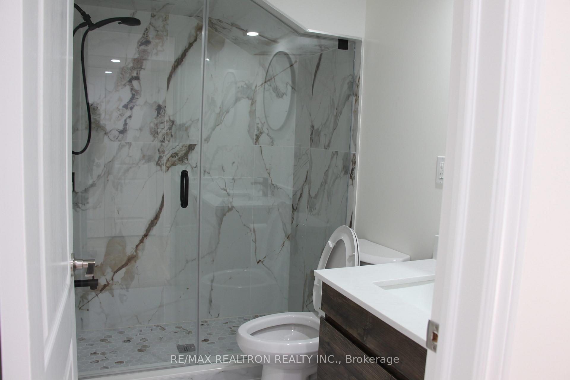 60 Gamble Drive Bsmnt, Ajax — photo 3 of 5