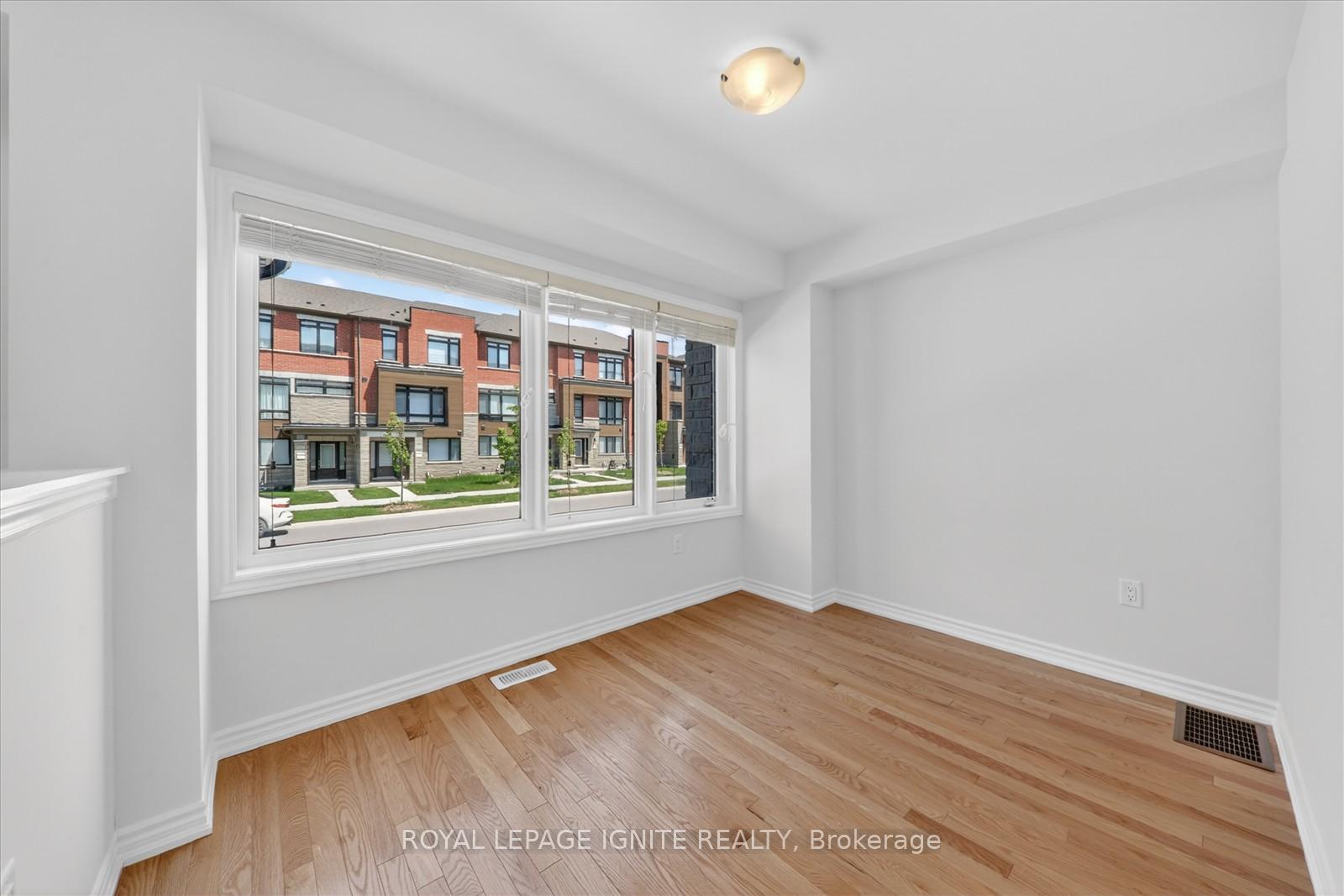 516 Danks Ridge Drive, Ajax — photo 5 of 5