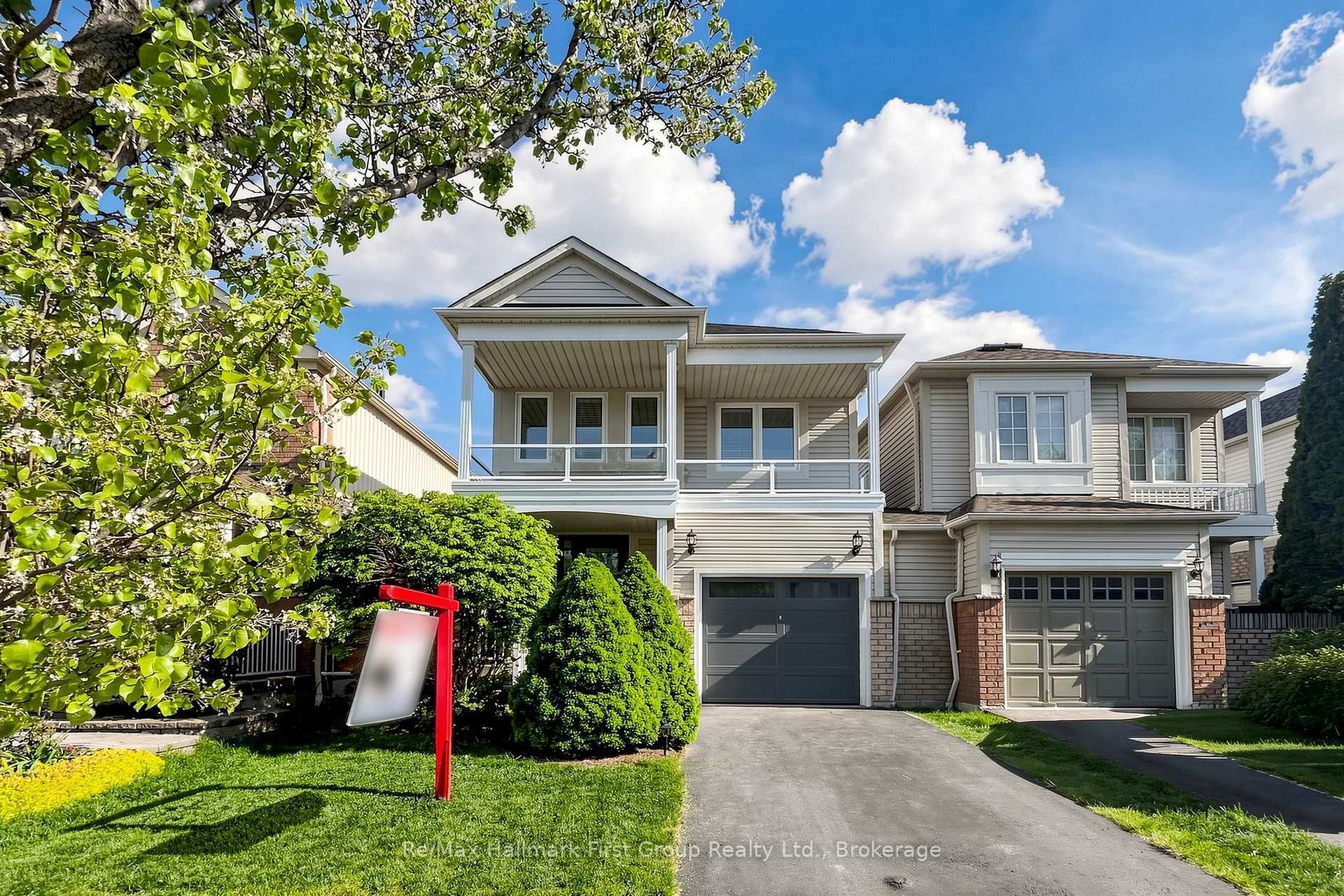 27 Robideau Place, Whitby, ON L1R 3G6 — Whitby, Ontario