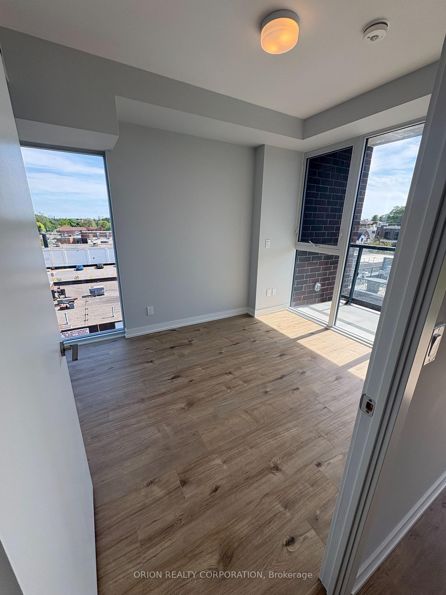 201 Brock Street S 408, Whitby — photo 5 of 5