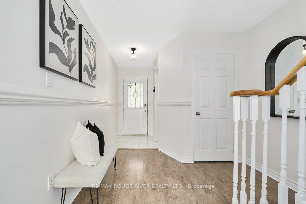 106 Tremount Street, Whitby — photo 3 of 5