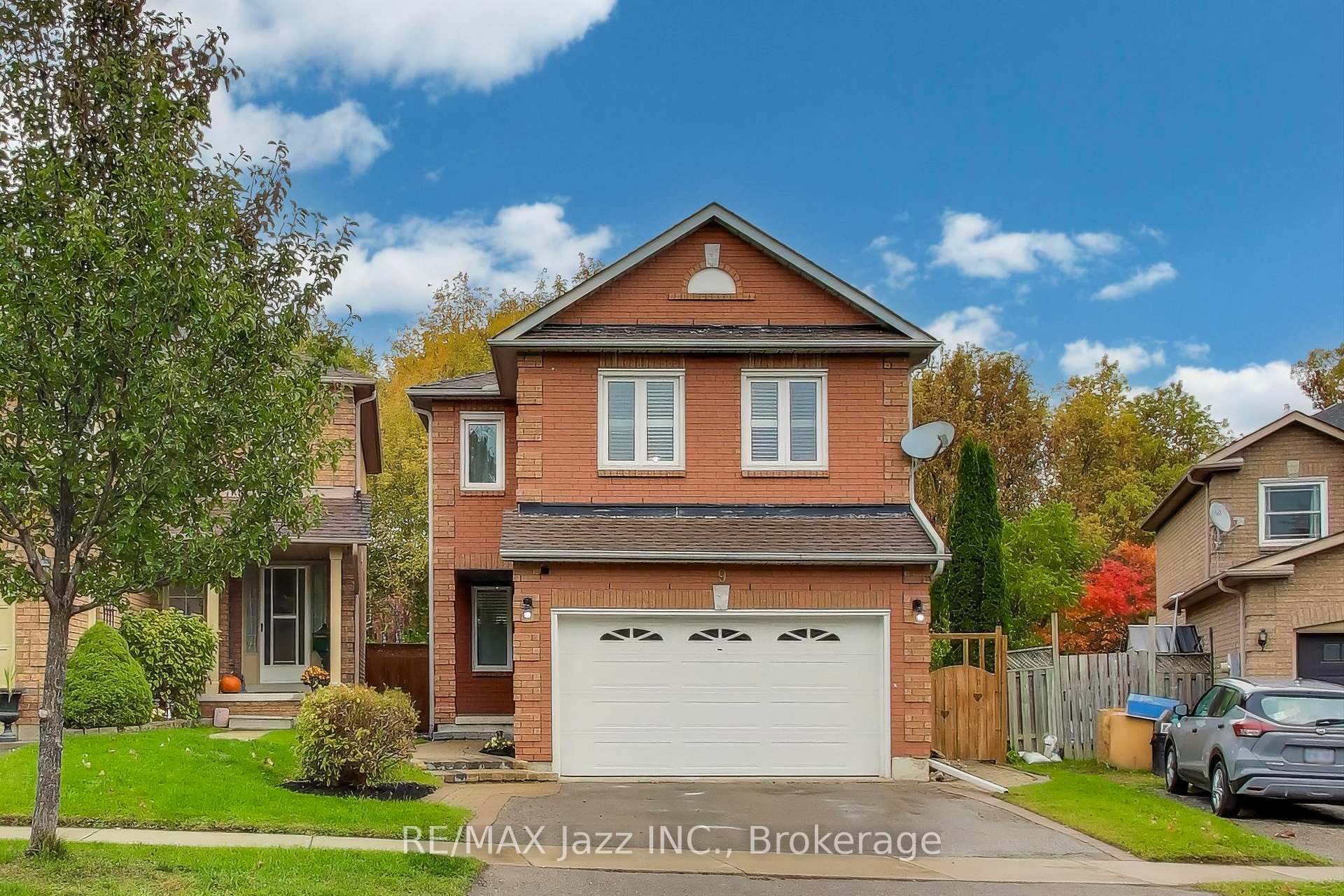 9 Maconnachie Place, Clarington, ON L1C 4M4 — Clarington, Ontario