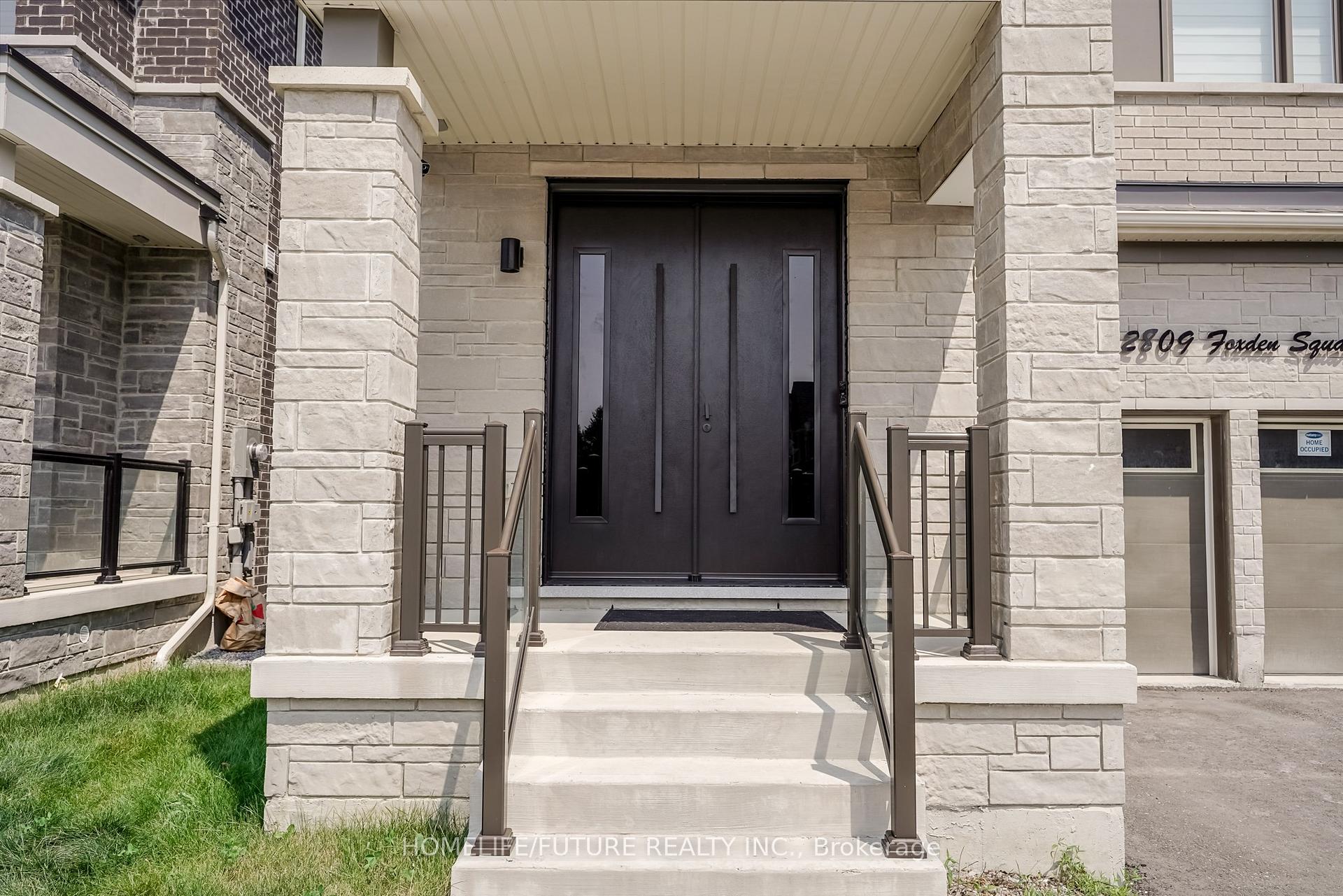 2809 Foxden Square, Pickering — photo 4 of 5