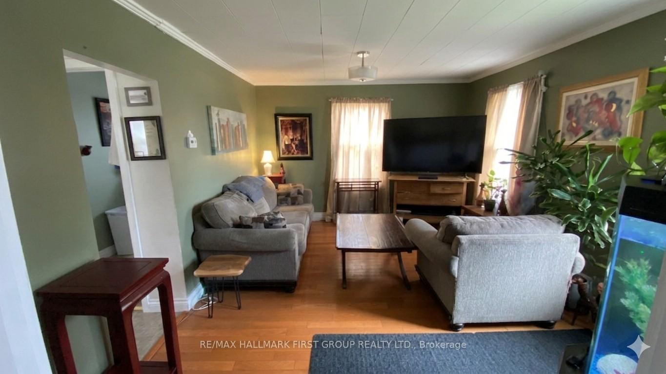24 George Street, Ajax — photo 4 of 5