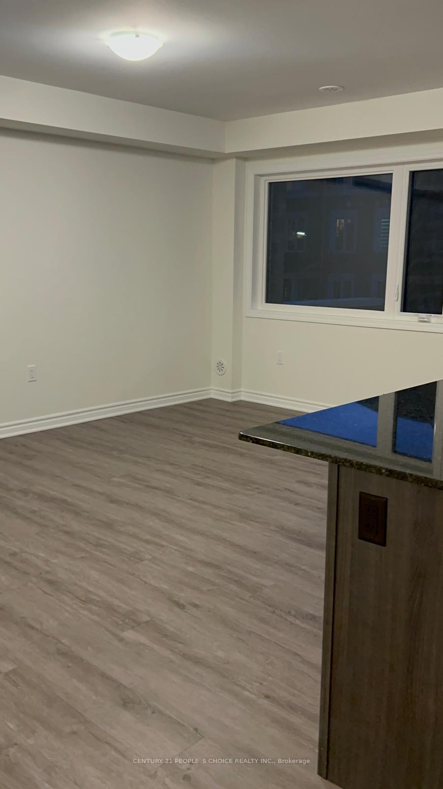 3361 Thunderbird Promenade E, Pickering — photo 2 of 5