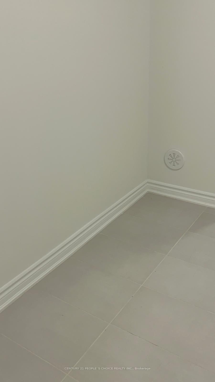 3361 Thunderbird Promenade E, Pickering — photo 3 of 5