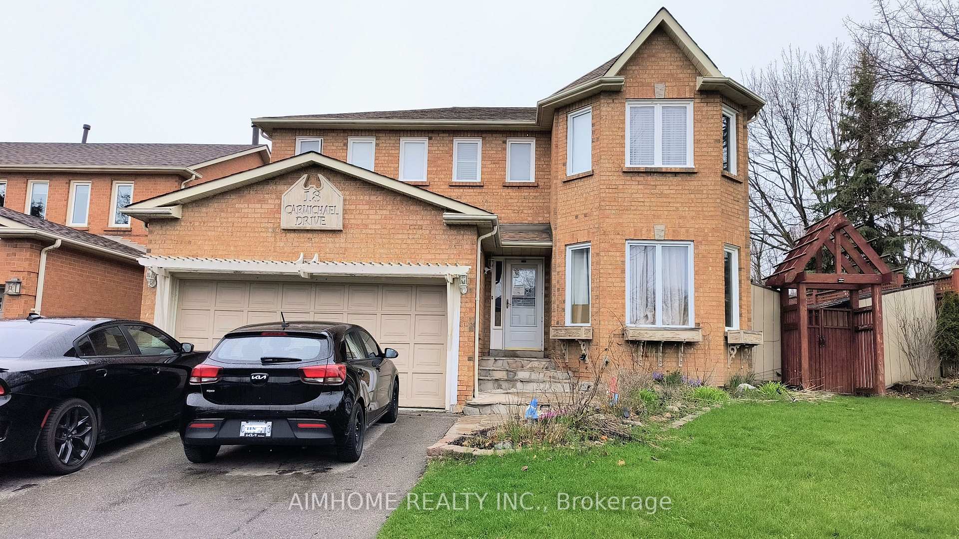 18 Carmichael Drive, Whitby, ON L1N 9A4 — Whitby, Ontario