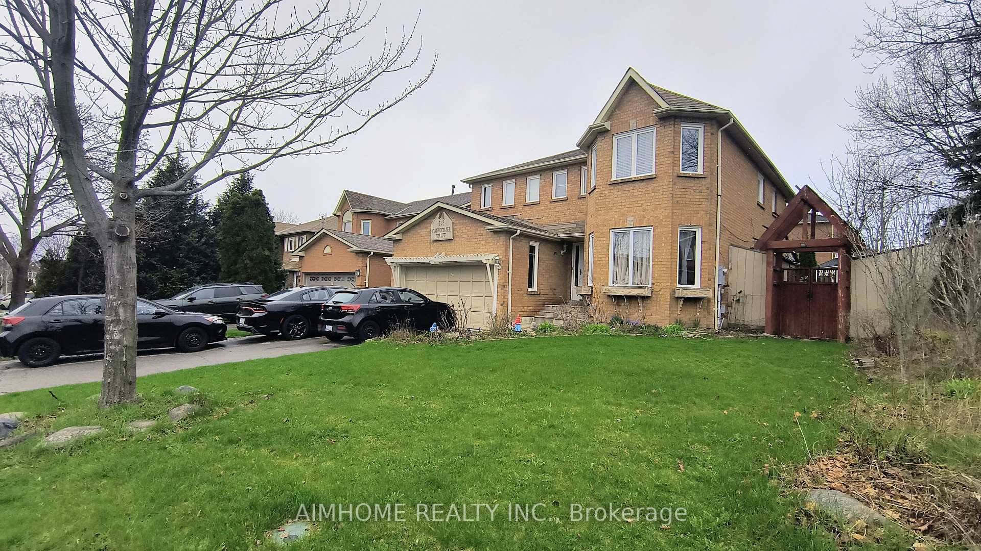 18 Carmichael Drive, Whitby — photo 3 of 5