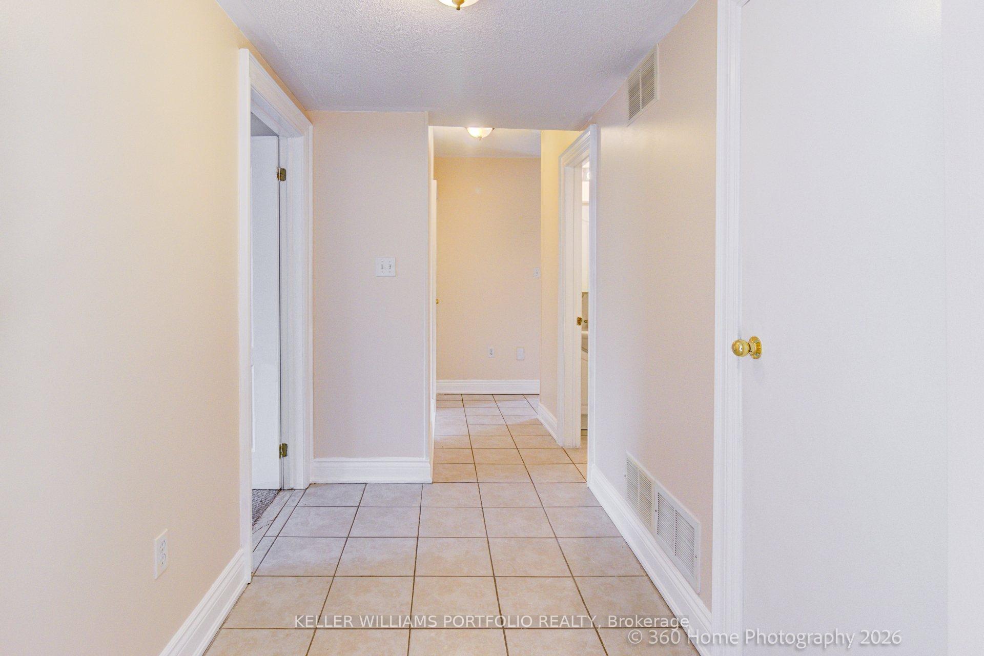 366 Old Harwood Avenue Lower Level, Ajax — photo 5 of 5