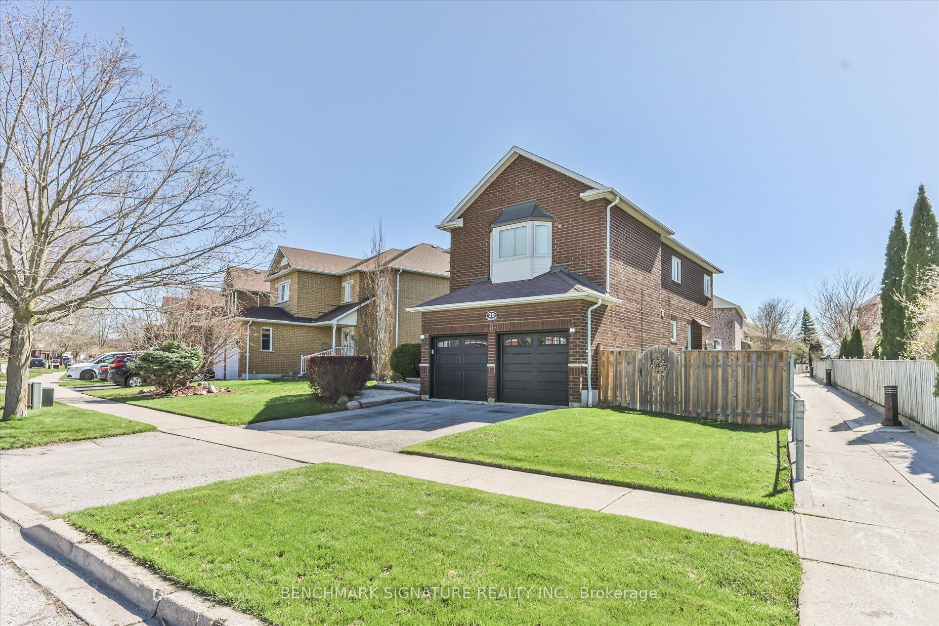 29 Strickland Drive, Ajax — photo 2 of 5