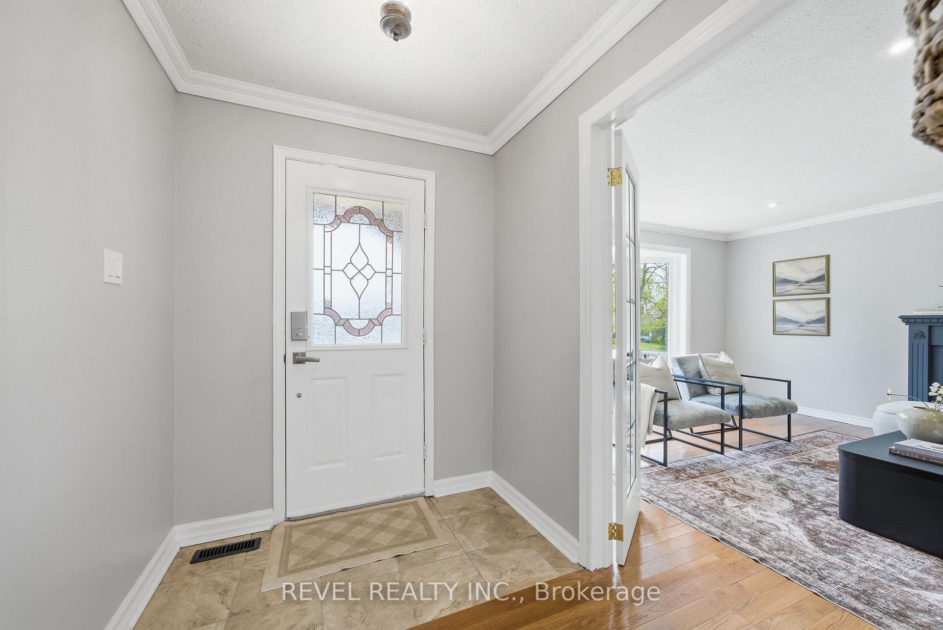 39 Anstead Crescent, Ajax — photo 4 of 5