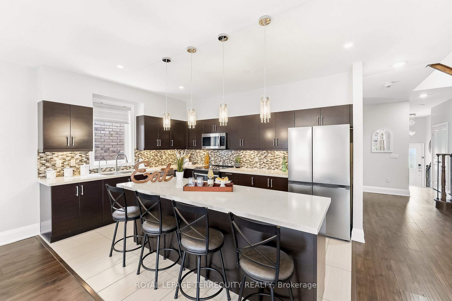 144 Underwood Drive, Whitby — photo 5 of 5