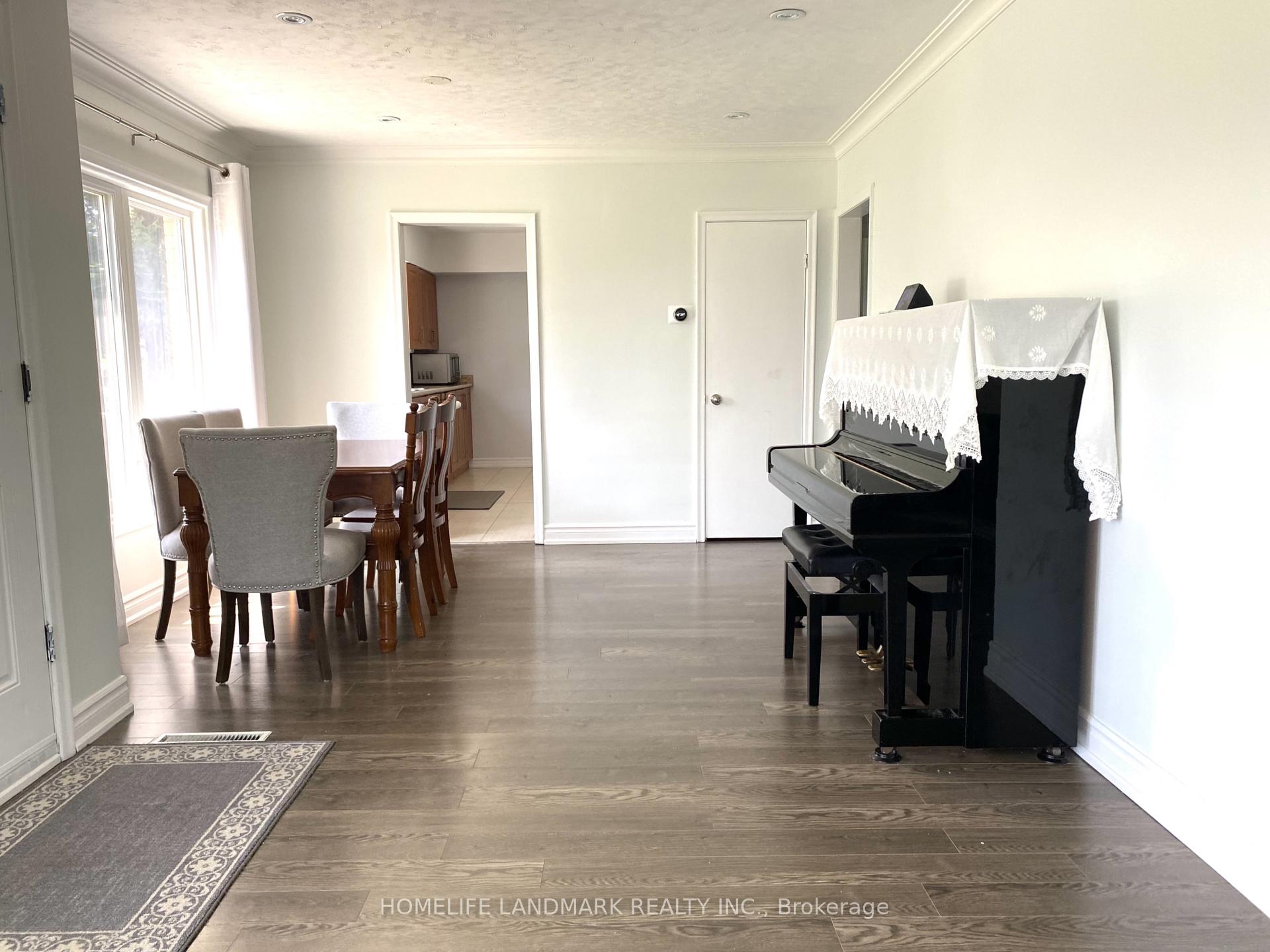 59 Elizabeth Crescent S, Whitby — photo 5 of 5
